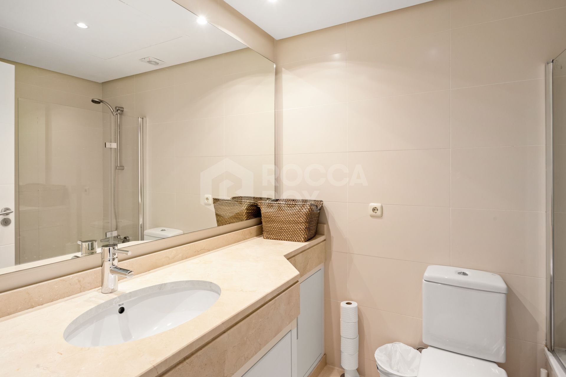 Ground Floor Apartment for sale in Alcazaba Lagoon, Casares Pueblo