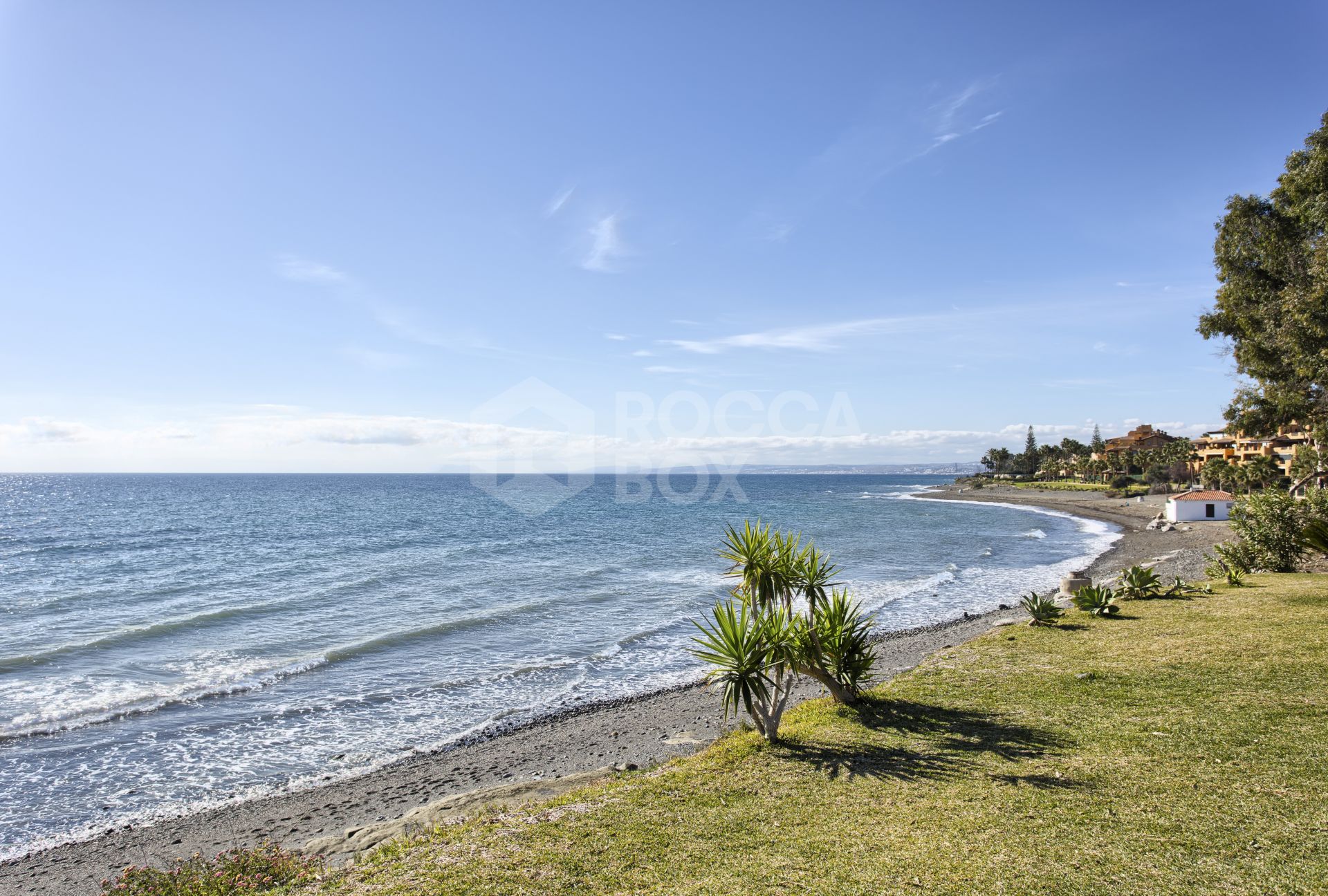 Great Price! First beach line apartment in New Golden Mile