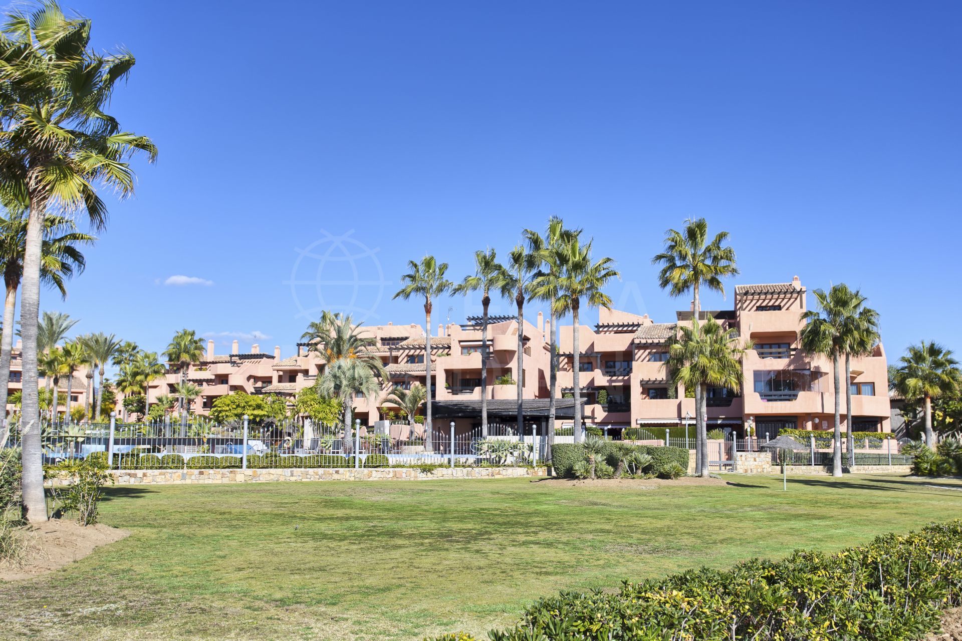 Apartment in Mar Azul, Estepona