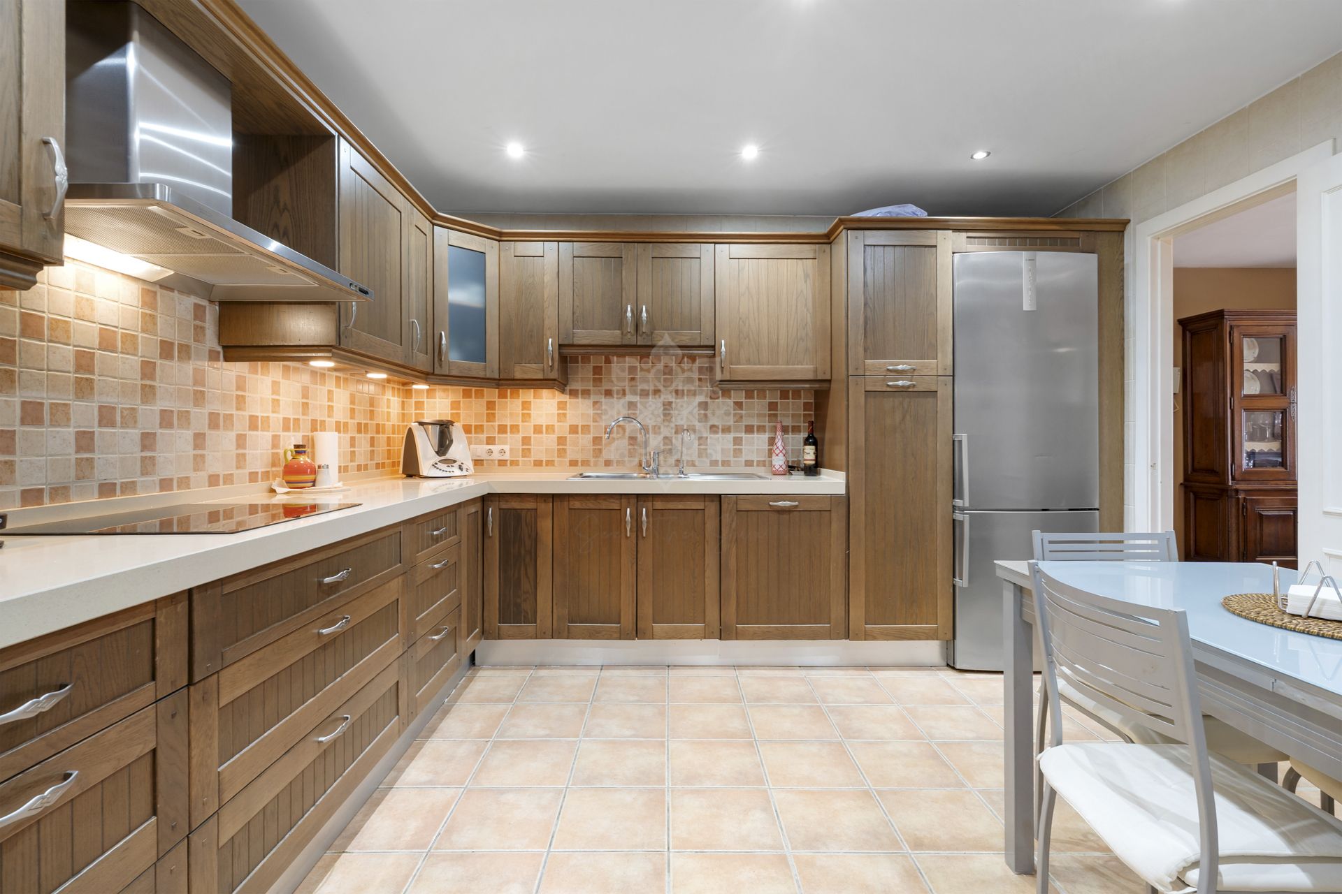 Apartament na parterze w Sol y Paz, Marbella