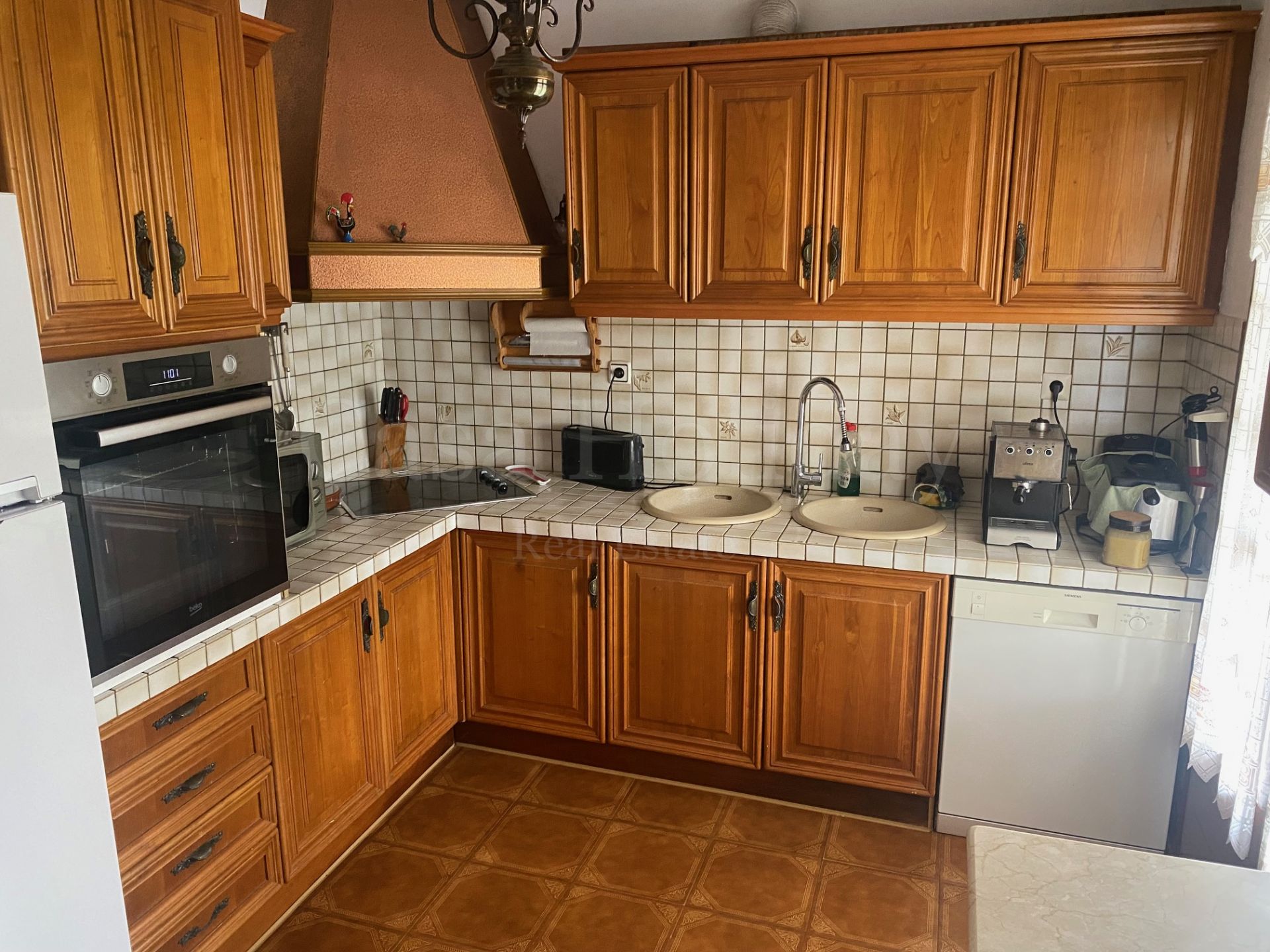 Villa en El Velerin, Estepona