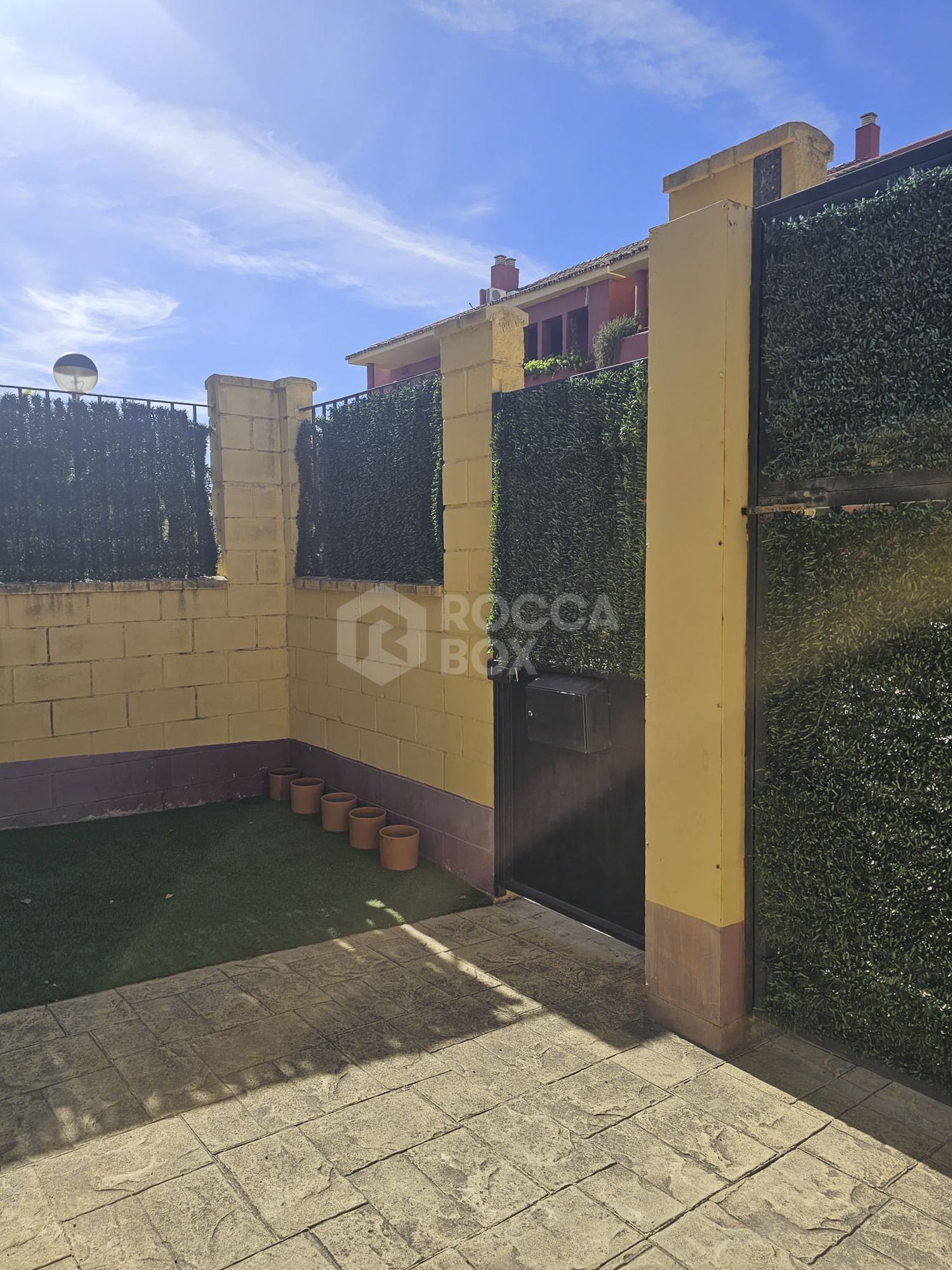 Town House for sale in Cancelada, Estepona East