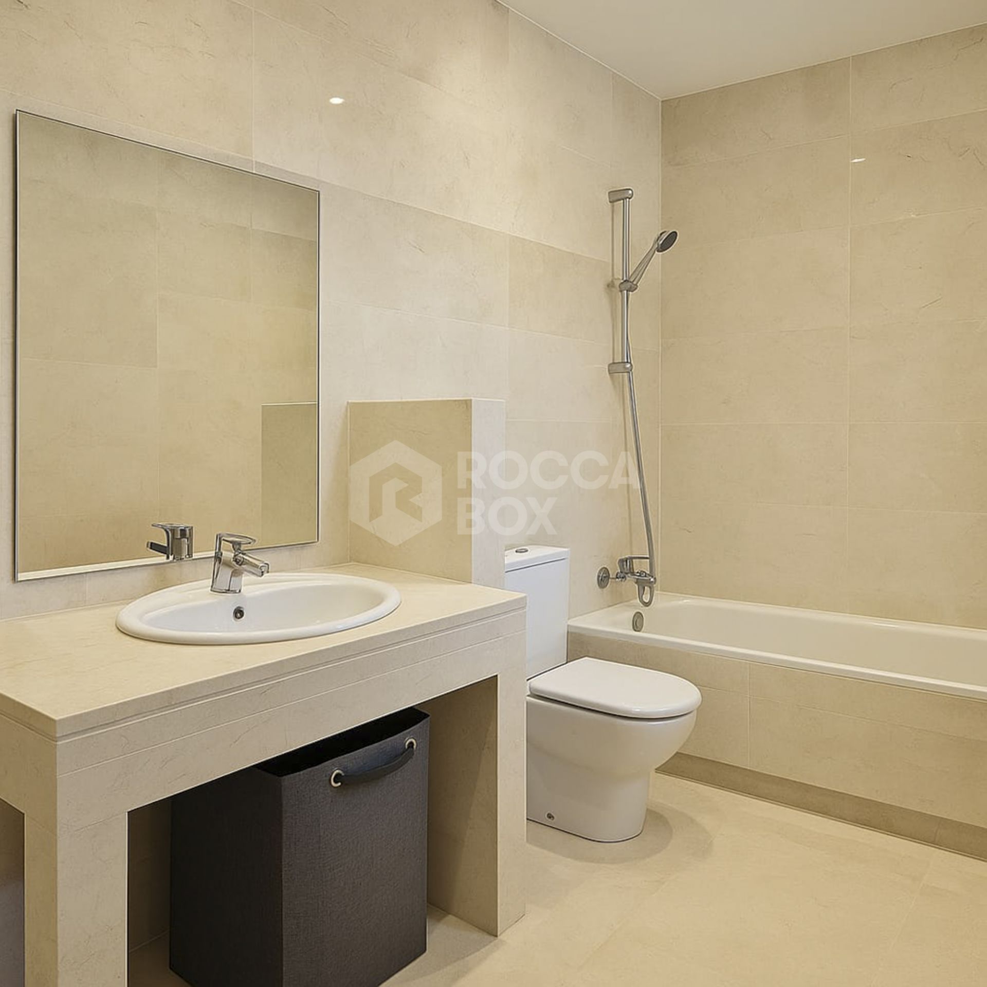 Town House for sale in Cancelada, Estepona East