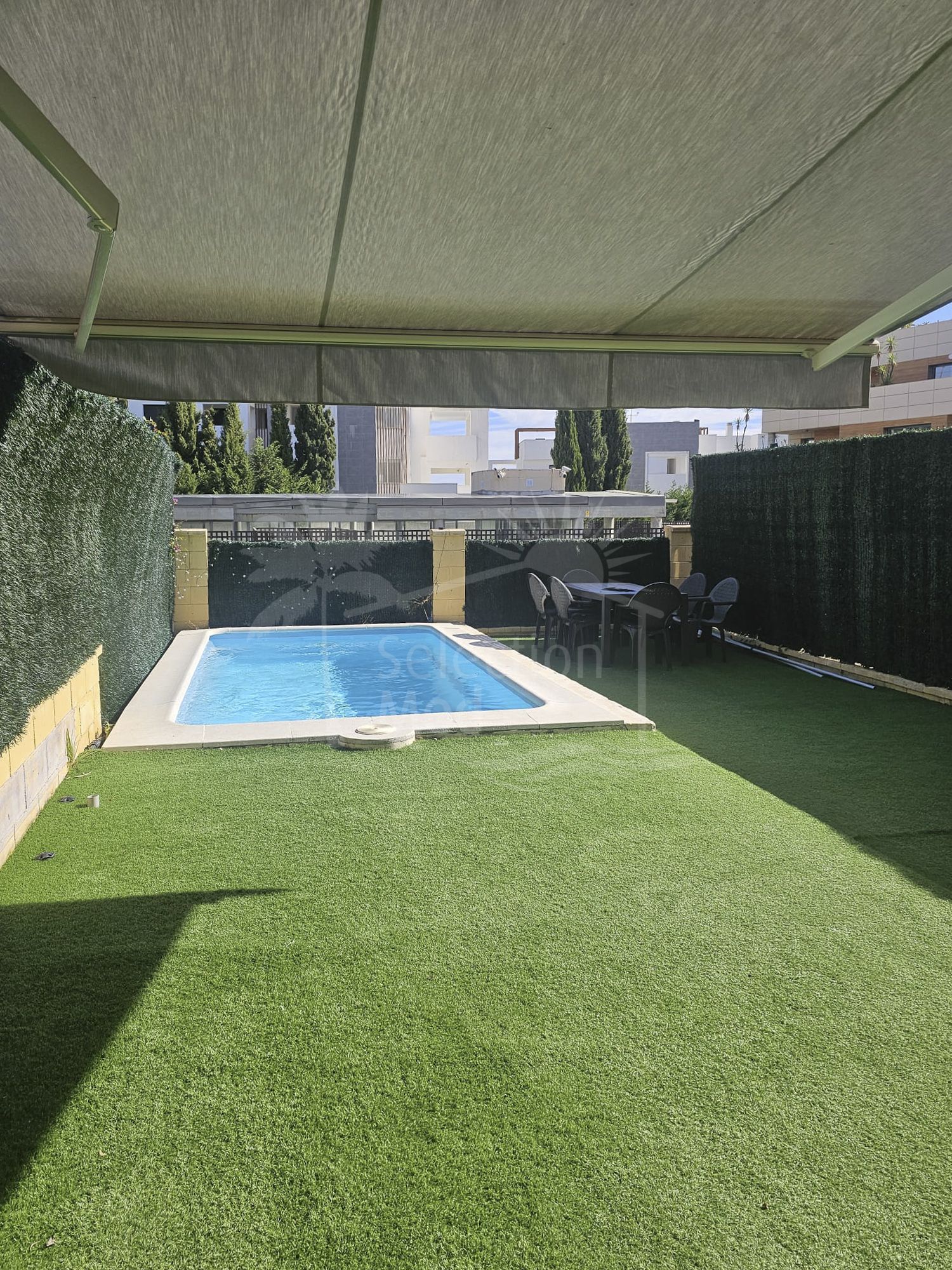 Town House for sale in Cancelada, Estepona East