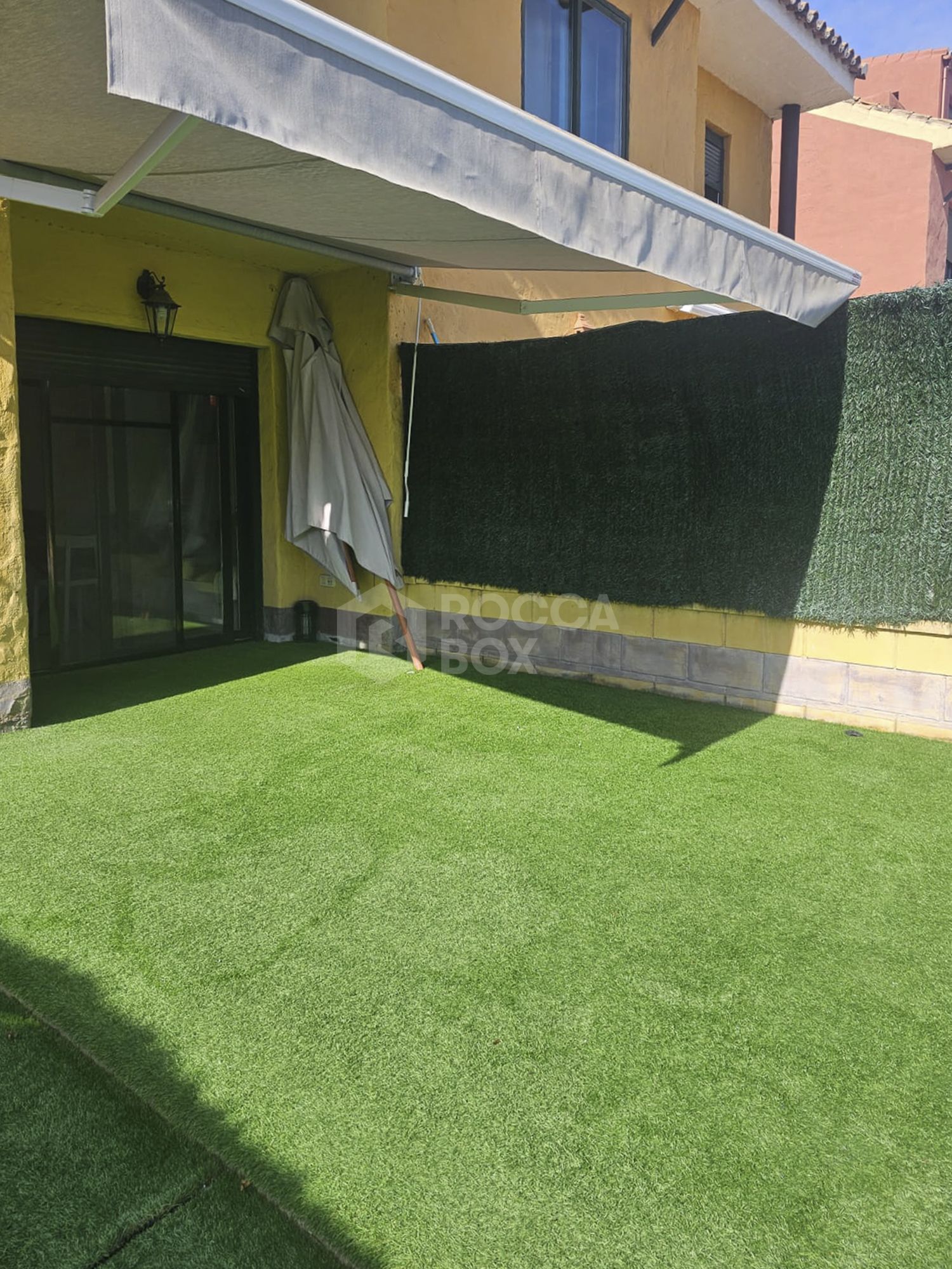 Town House for sale in Cancelada, Estepona East