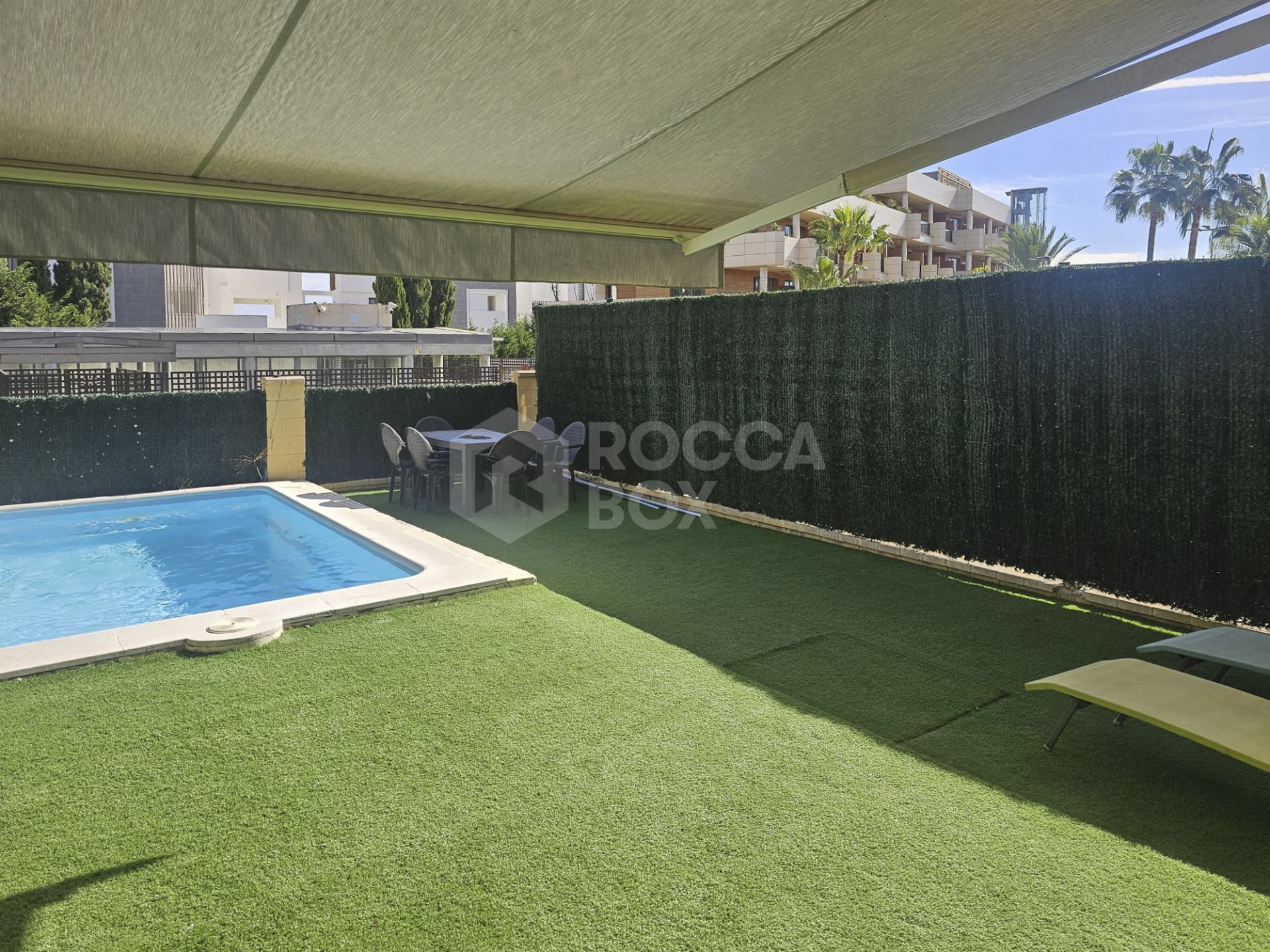 Town House for sale in Cancelada, Estepona East