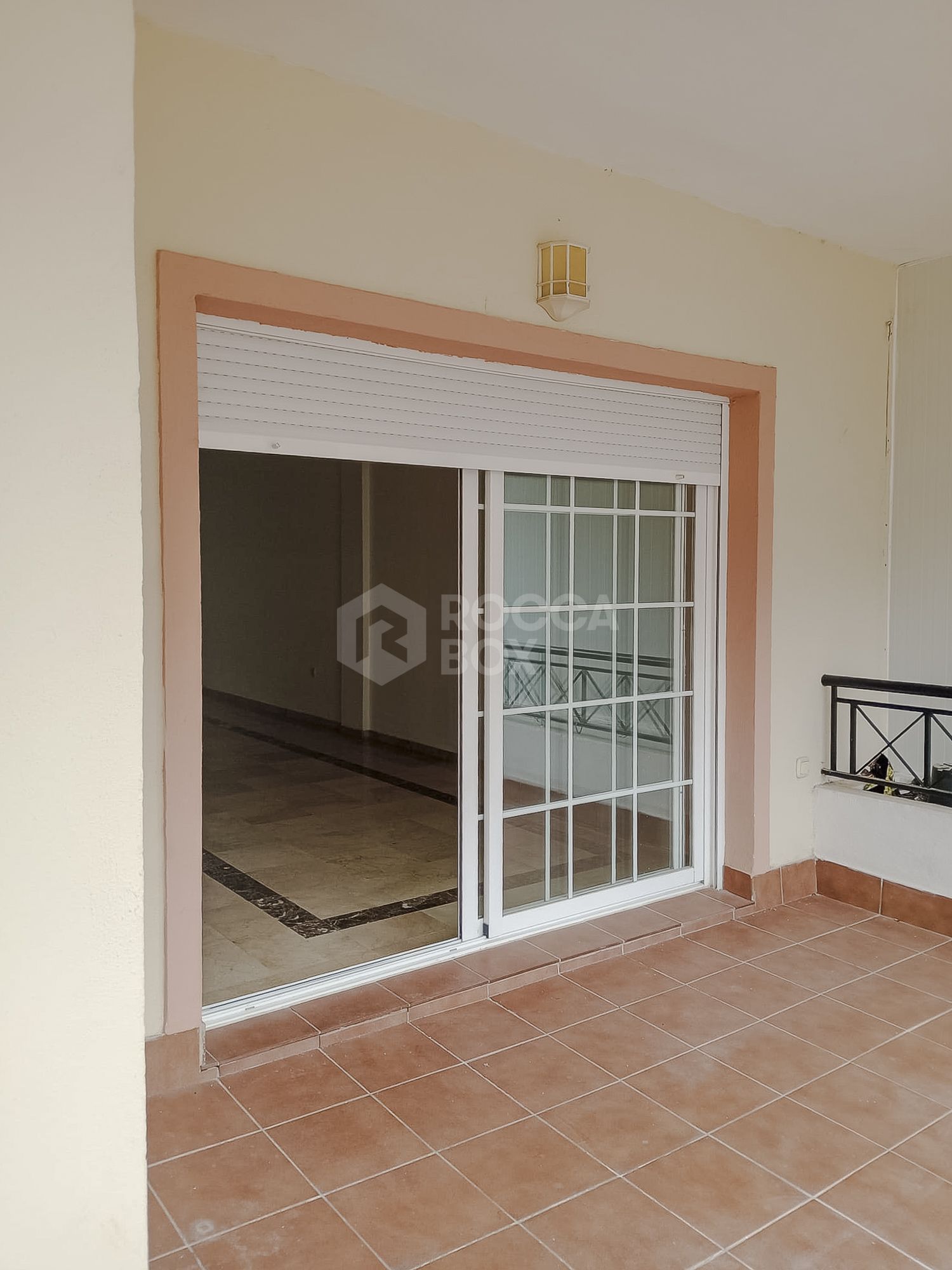 Apartment for sale in River Garden, Nueva Andalucia