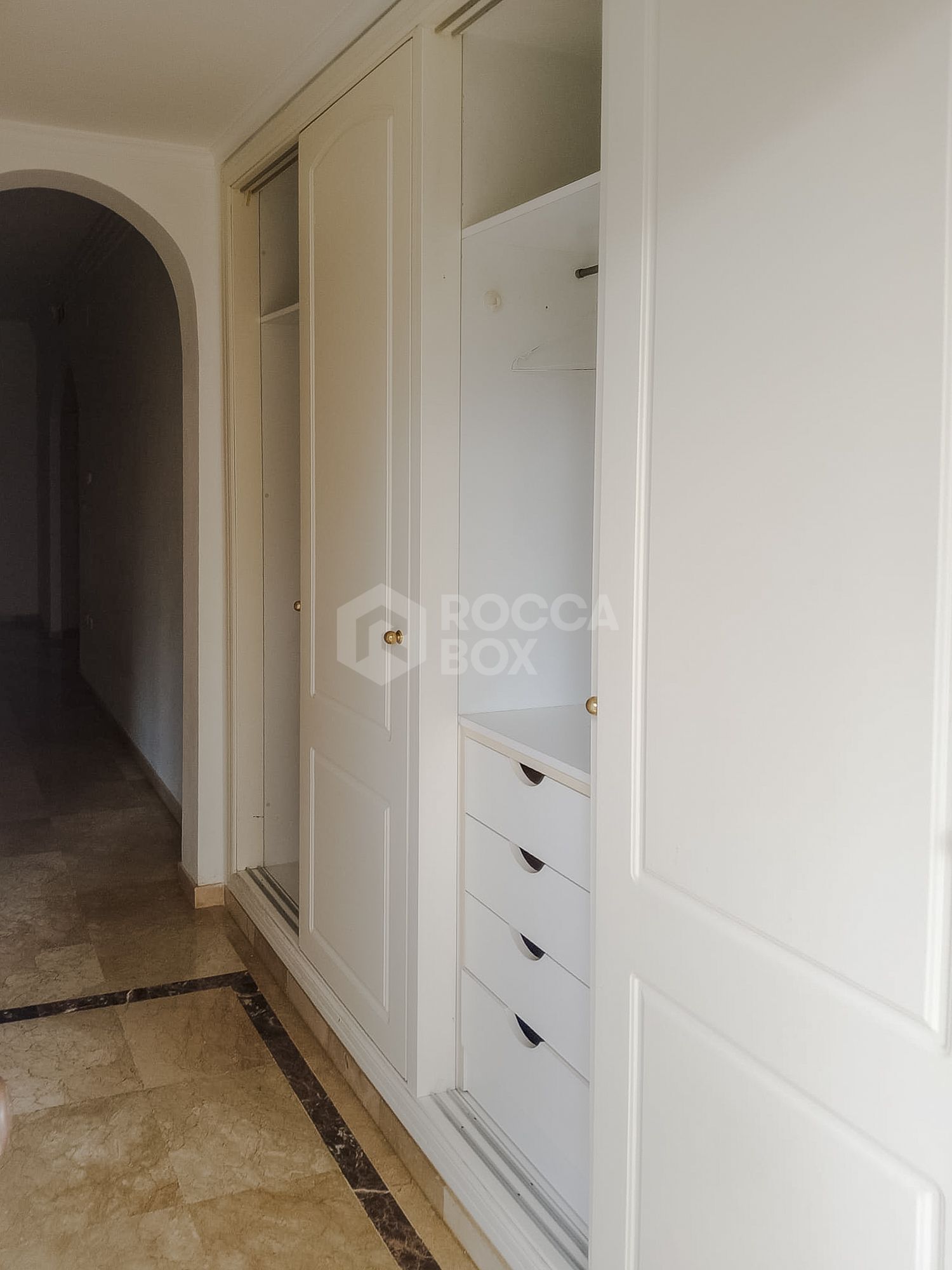 Apartment for sale in River Garden, Nueva Andalucia