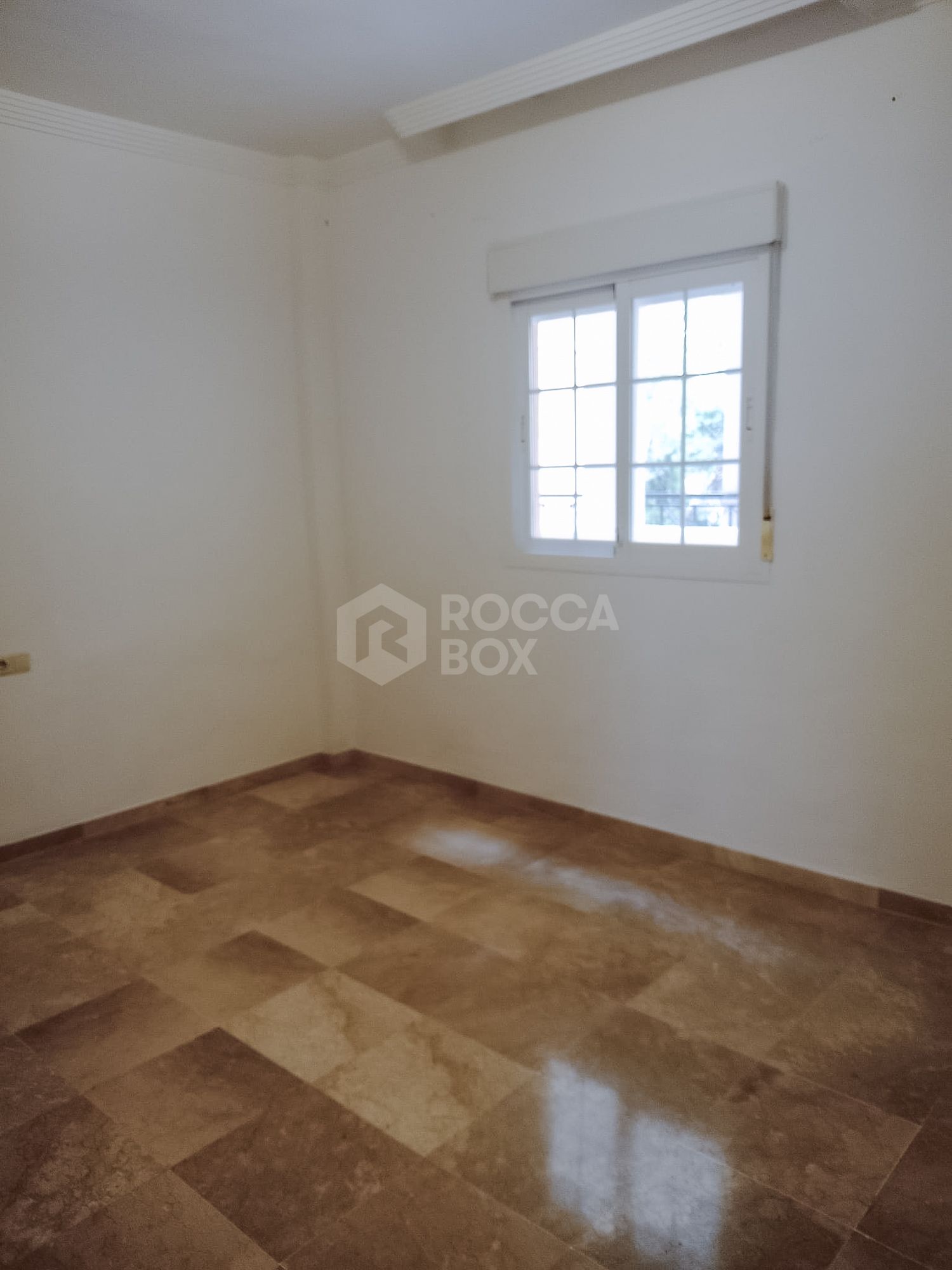 Apartment for sale in River Garden, Nueva Andalucia