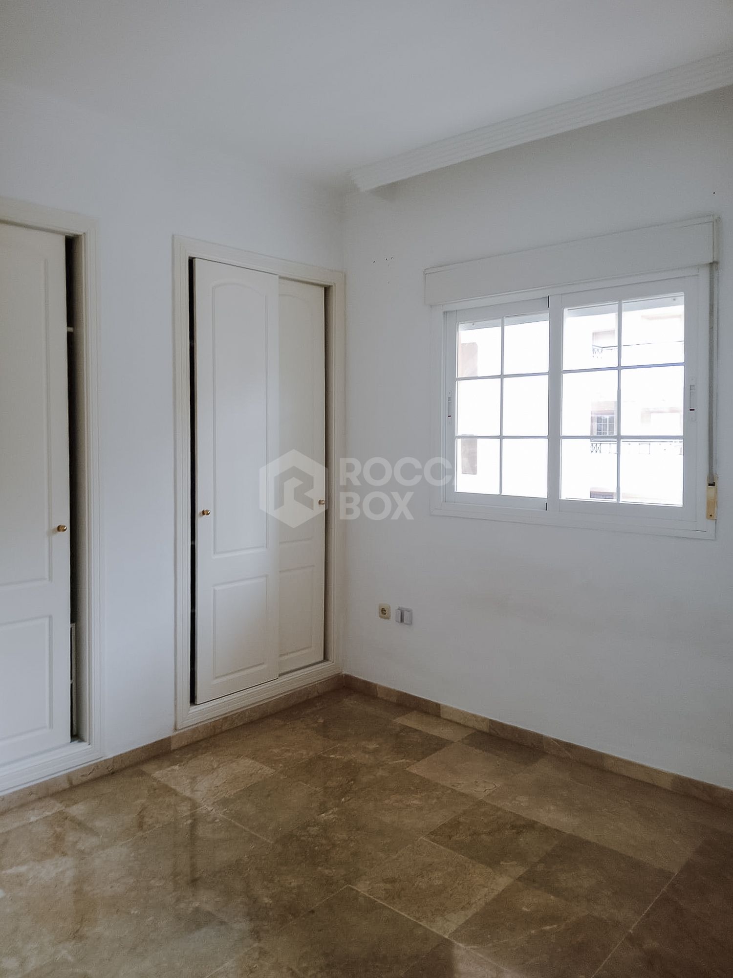 Apartment for sale in River Garden, Nueva Andalucia