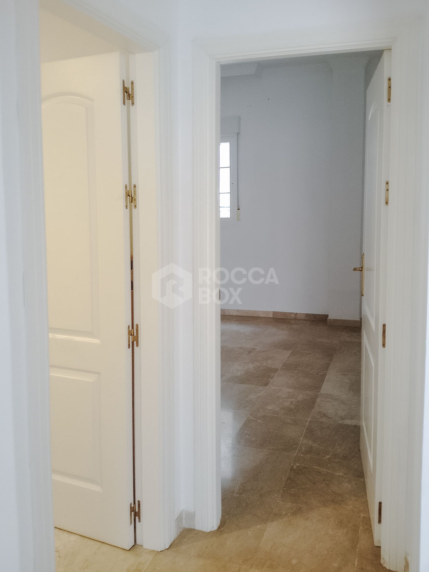 Apartment for sale in River Garden, Nueva Andalucia