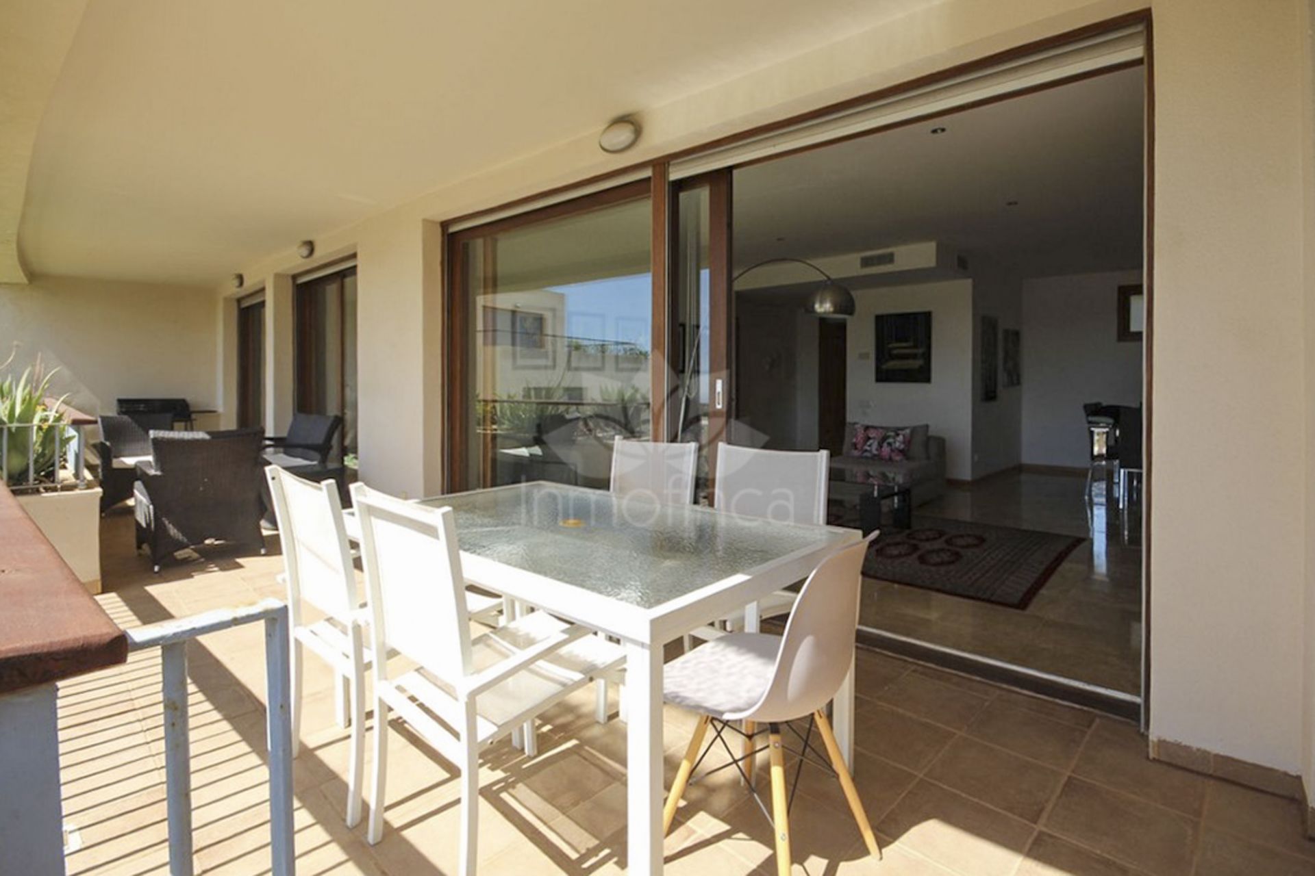 Ground Floor Apartment in Lomas de los Monteros, Marbella