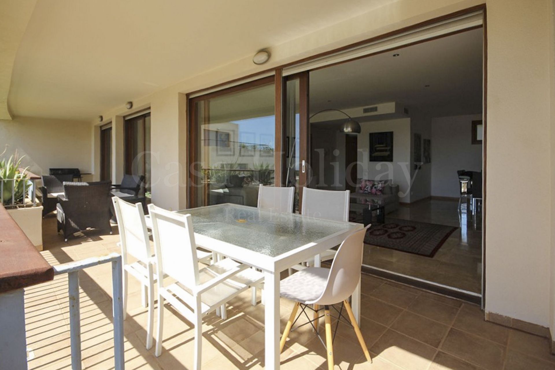 Apartamento Planta Baja en Lomas de los Monteros, Marbella