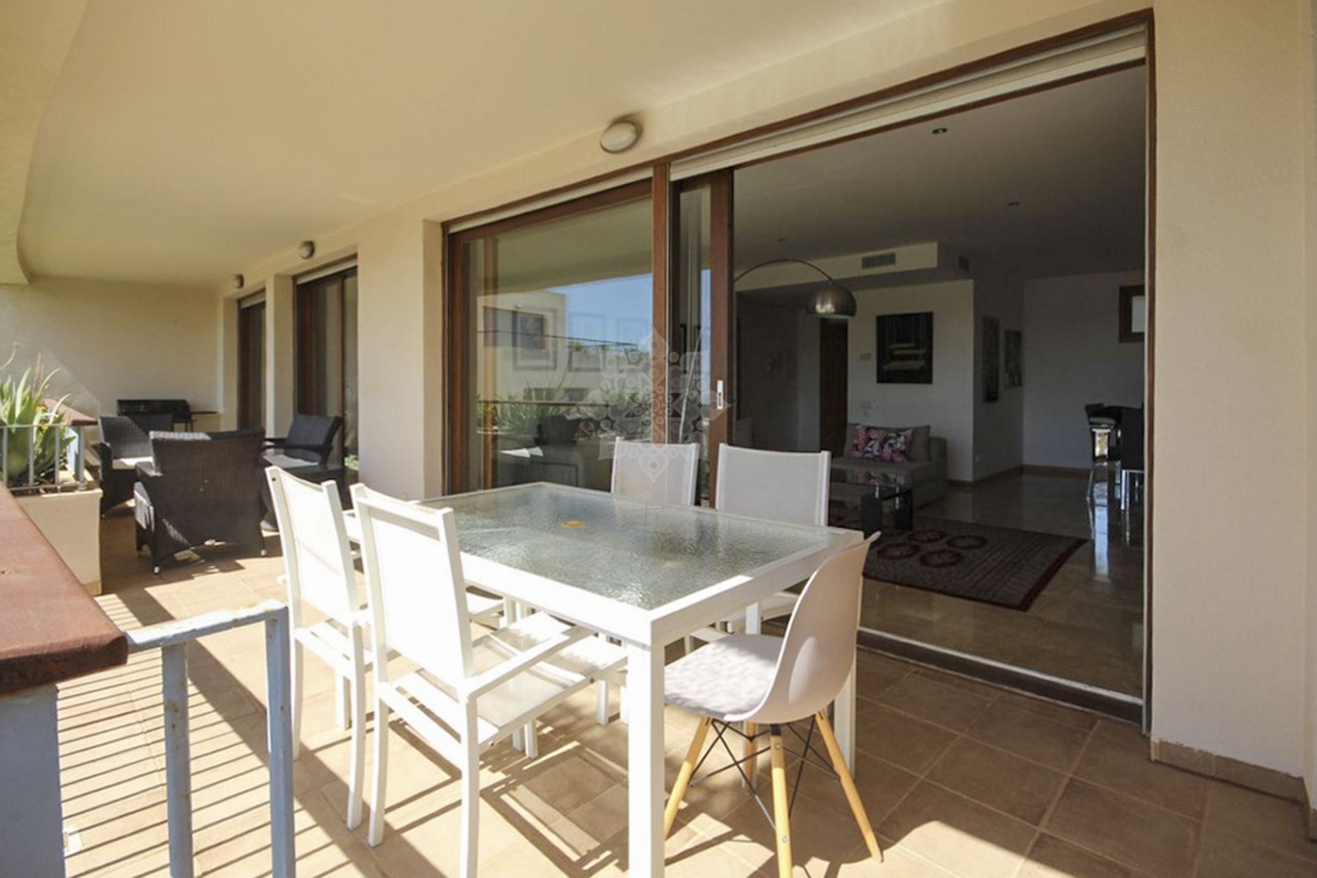 Ground Floor Apartment in Lomas de los Monteros, Marbella