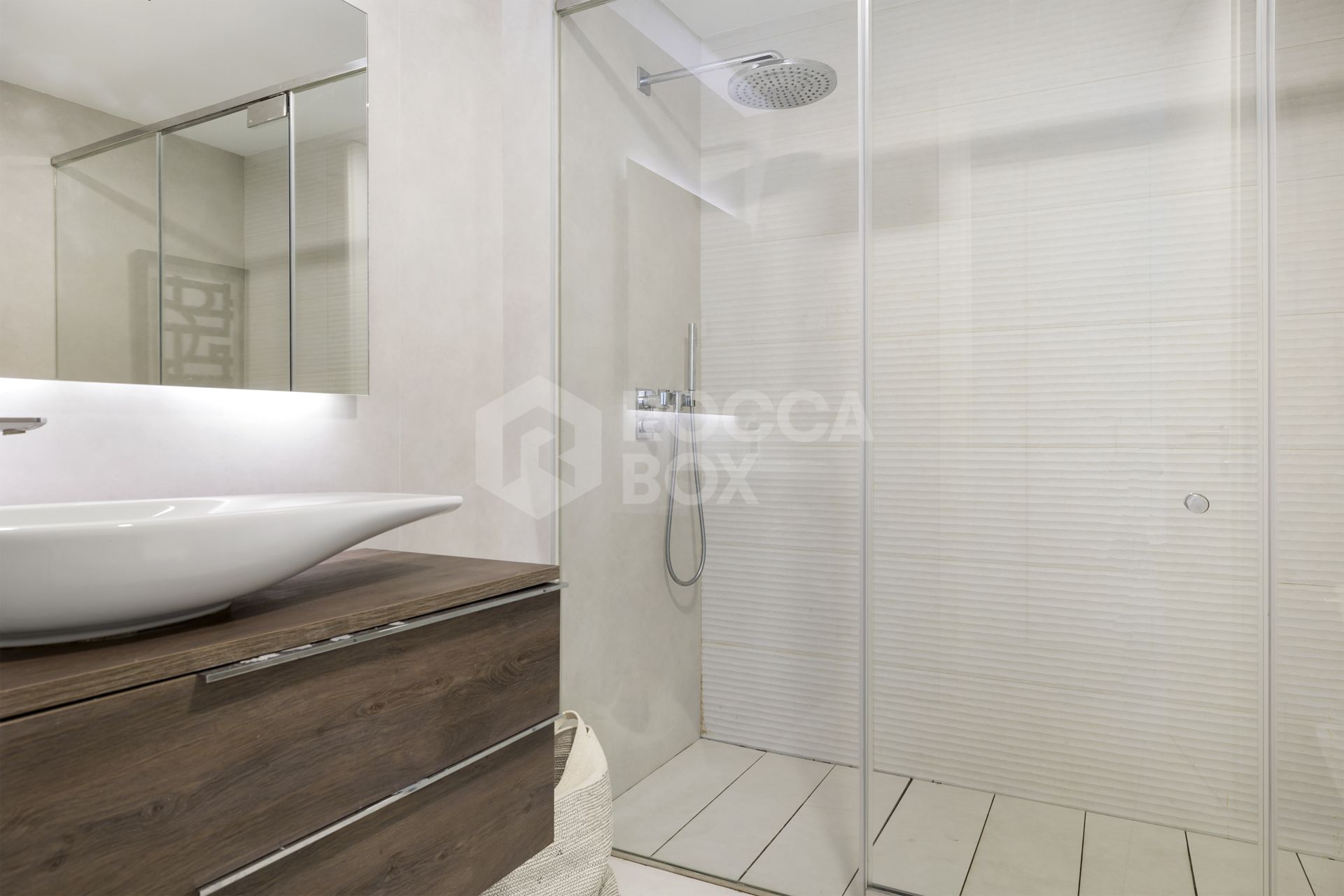 Apartment for sale in The Edge, Estepona West