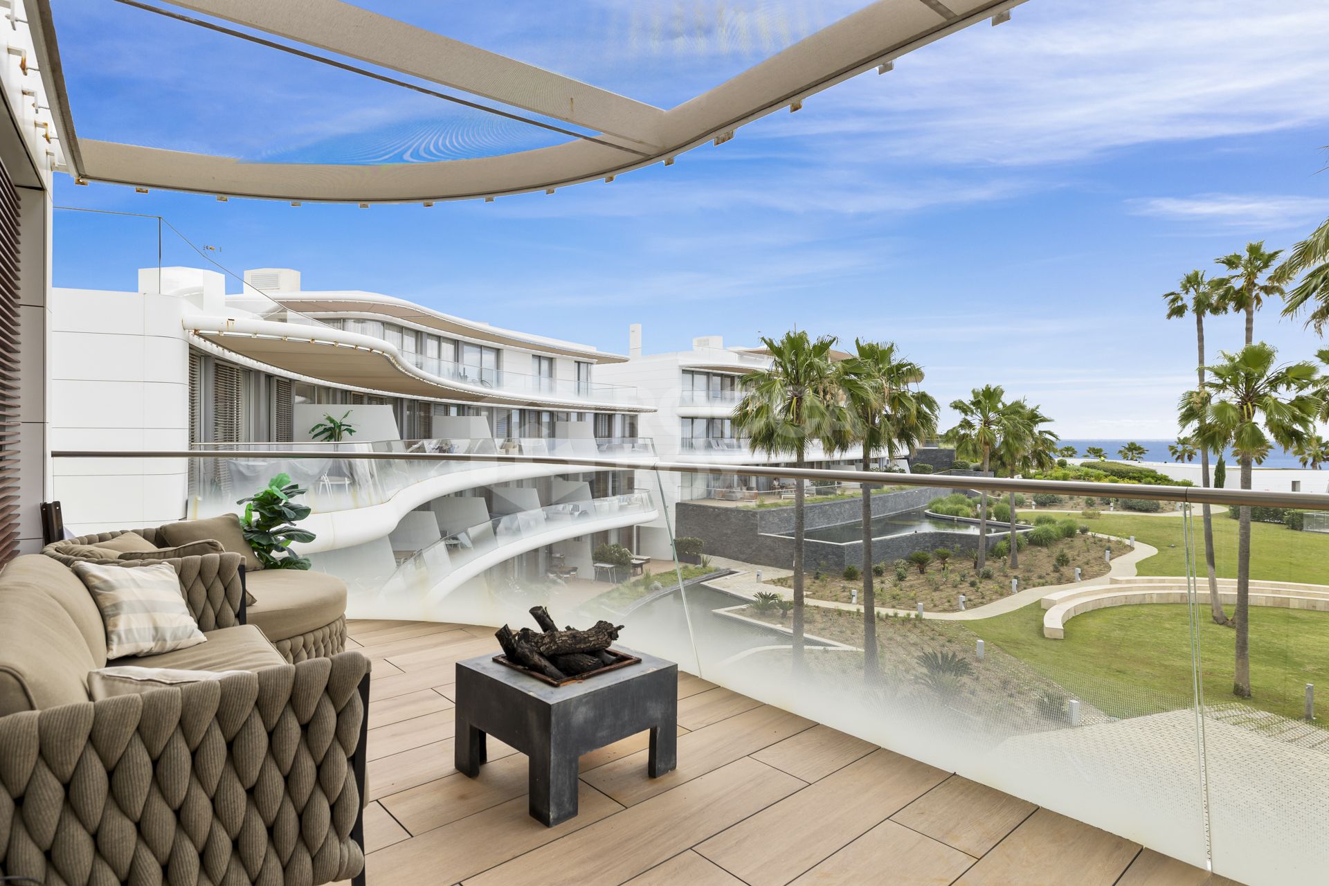 Apartment for sale in The Edge, Estepona West