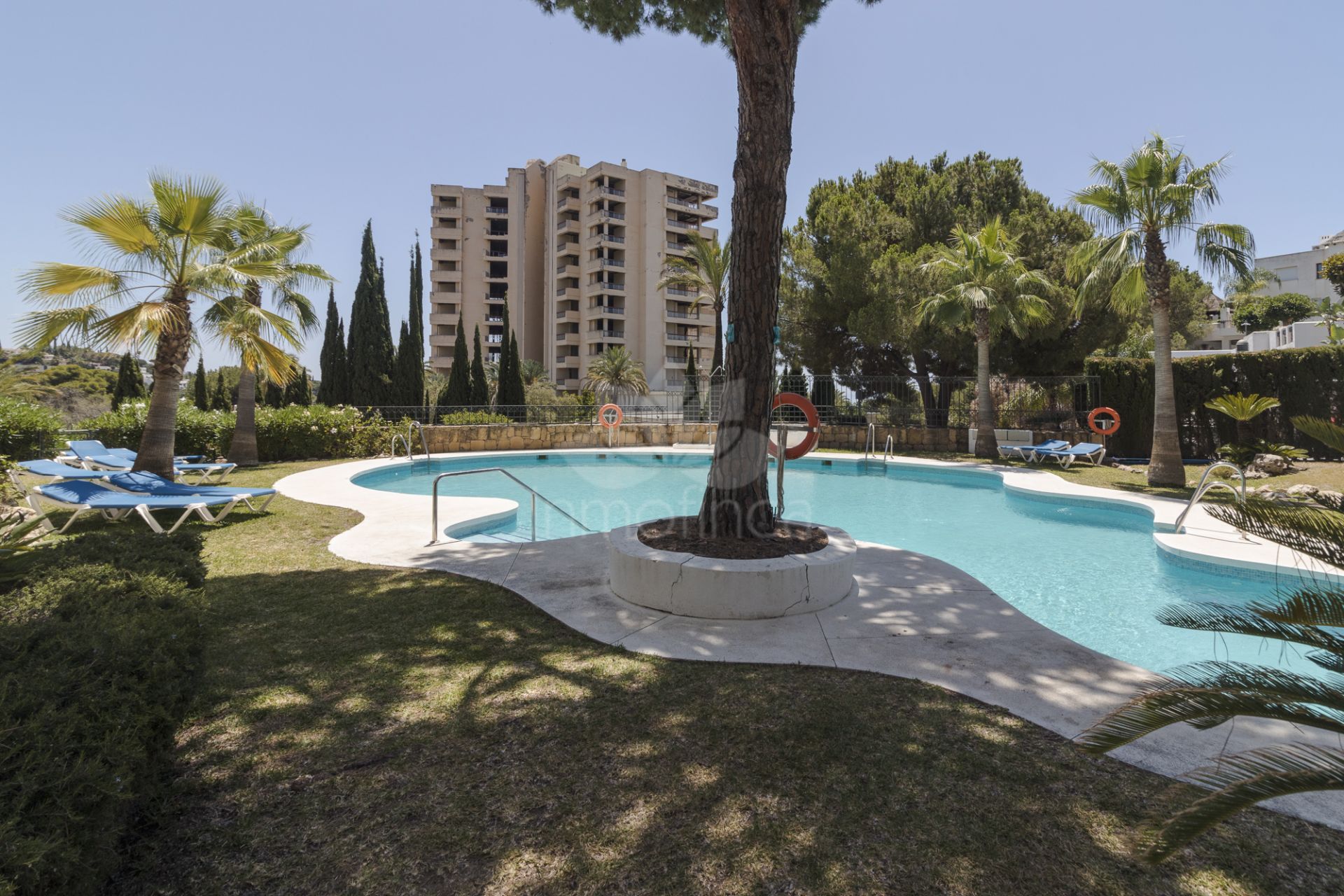 Apartamento Planta Baja en Rio Real, Marbella