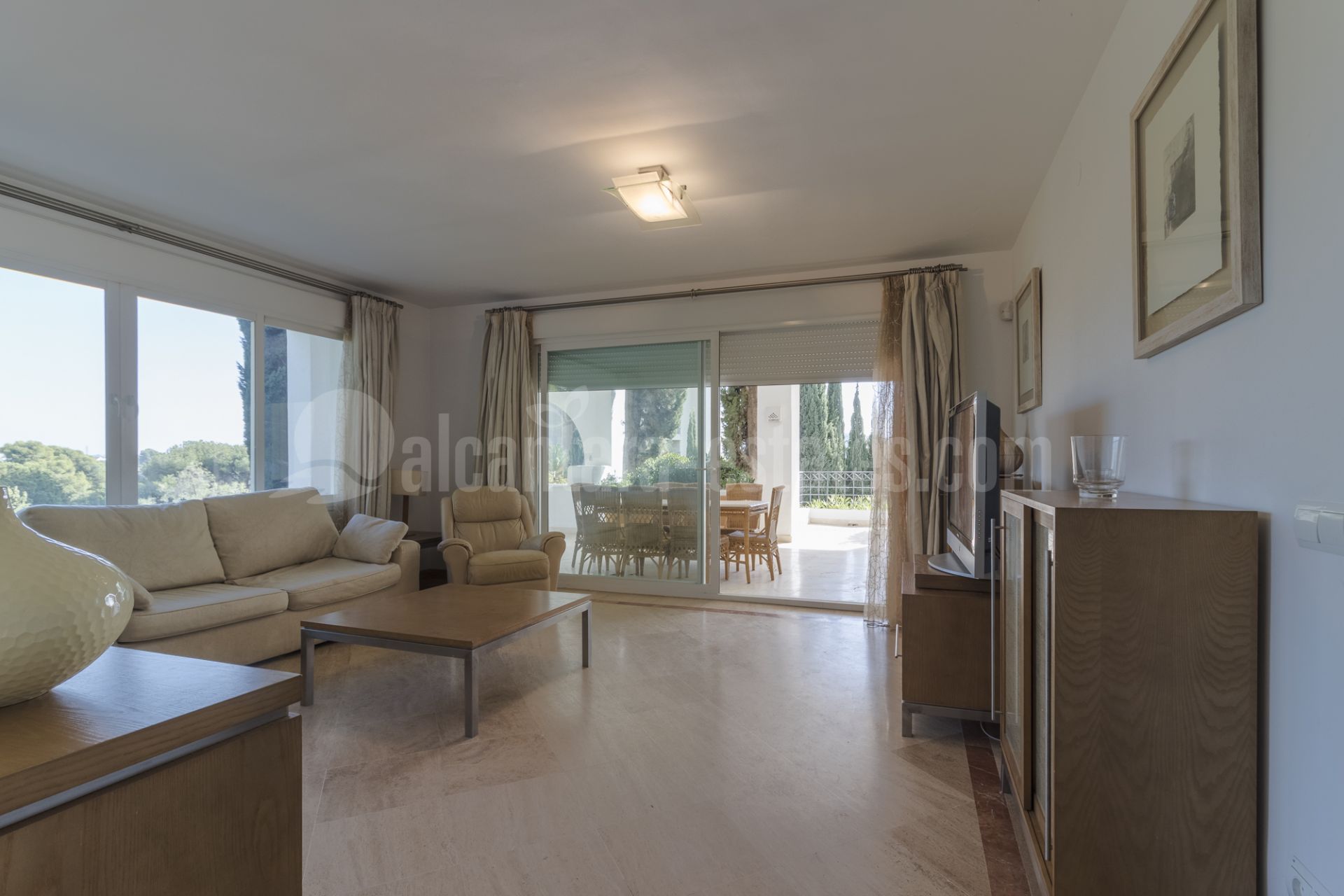 Apartamento Planta Baja en Rio Real, Marbella
