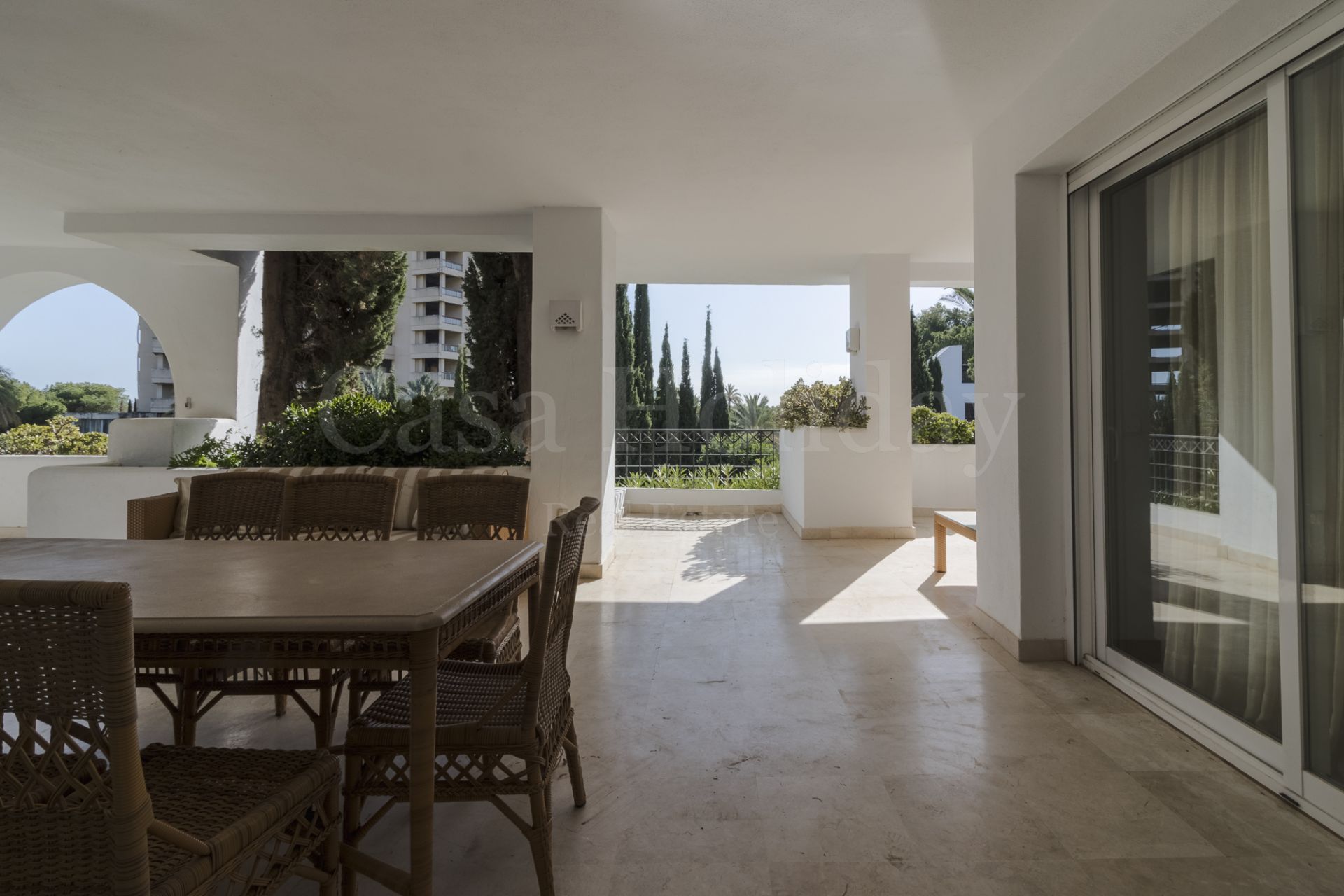 Apartamento Planta Baja en Rio Real, Marbella
