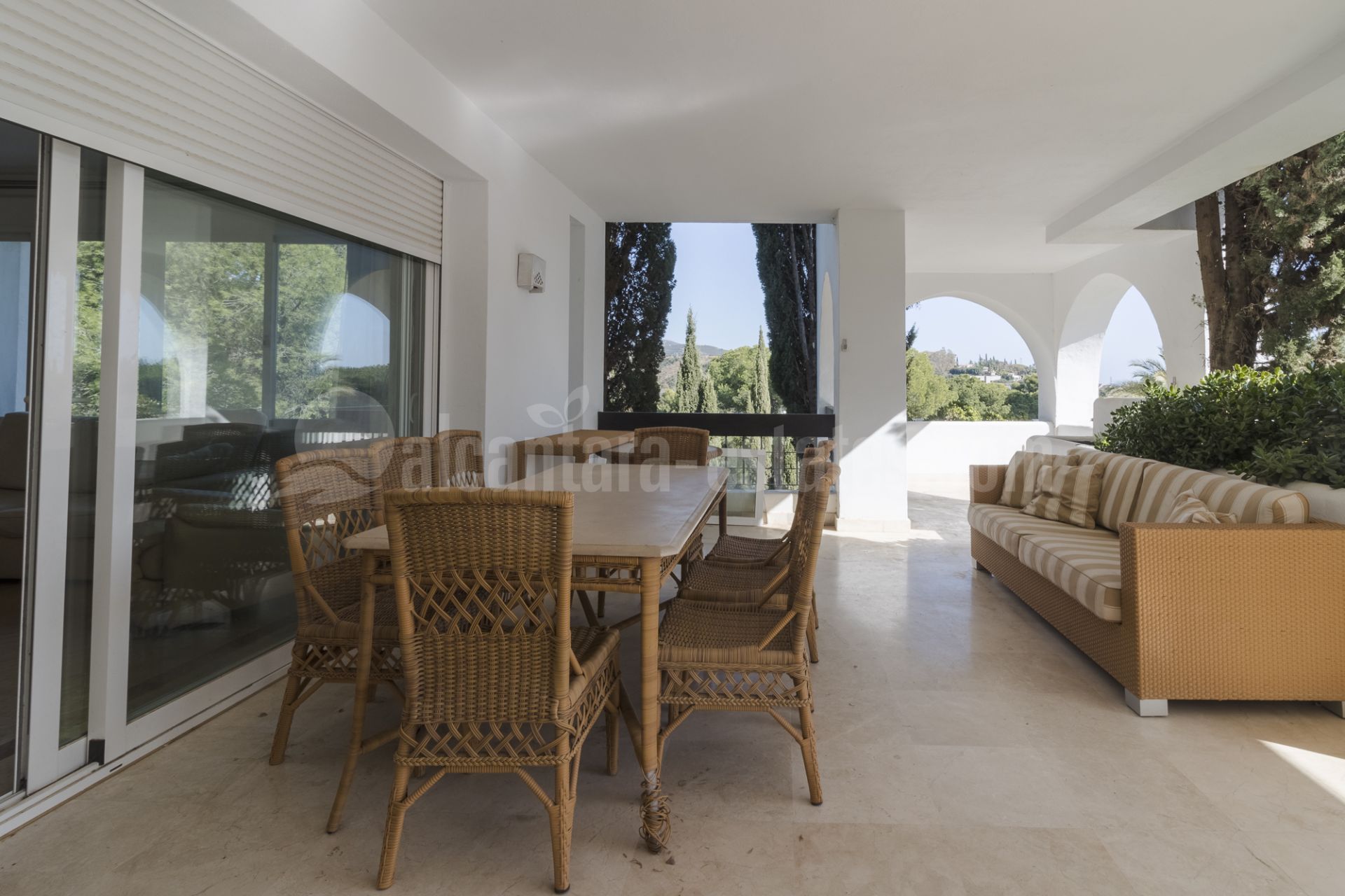 Apartamento Planta Baja en Rio Real, Marbella