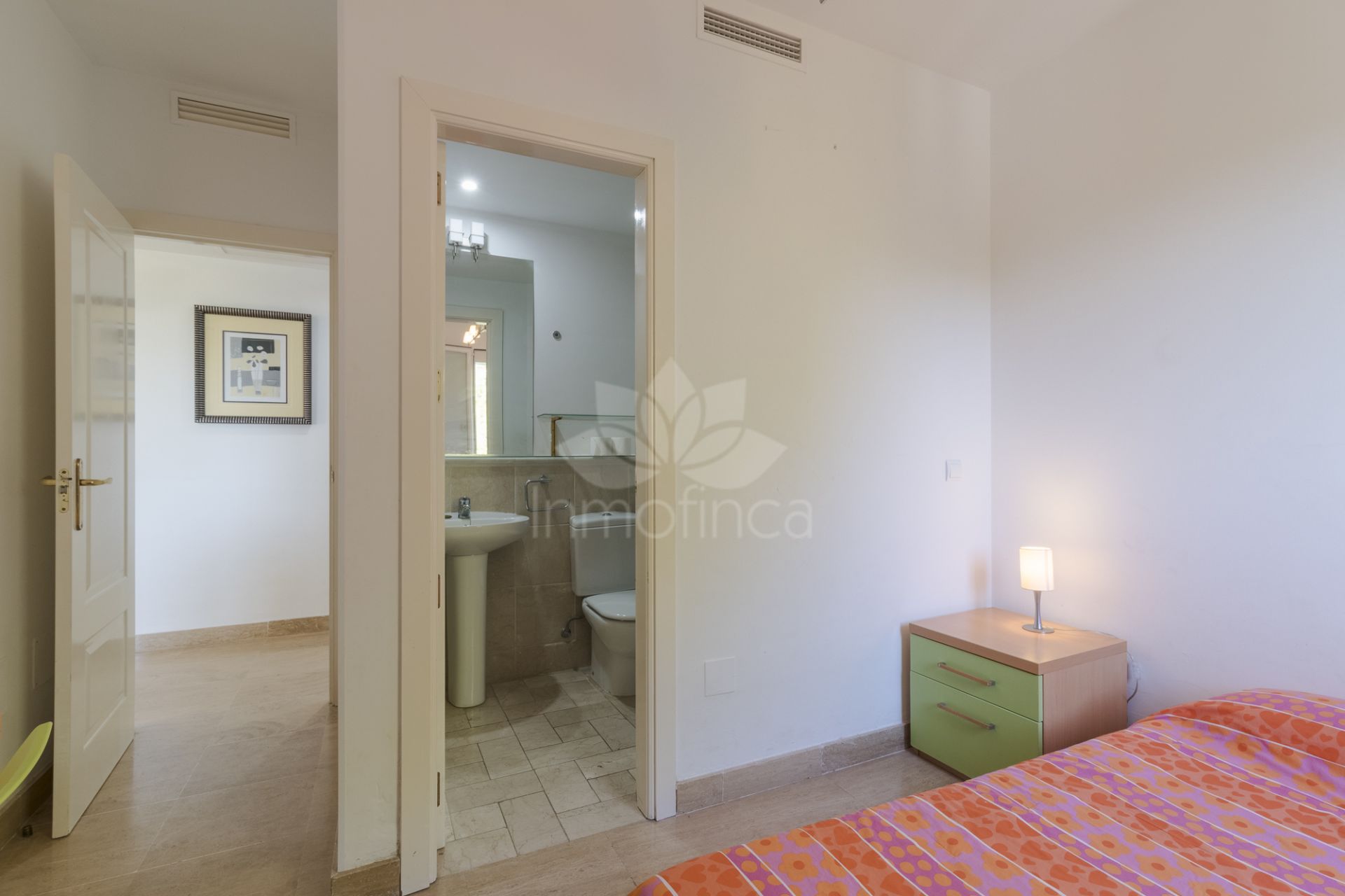 Apartamento Planta Baja en Rio Real, Marbella