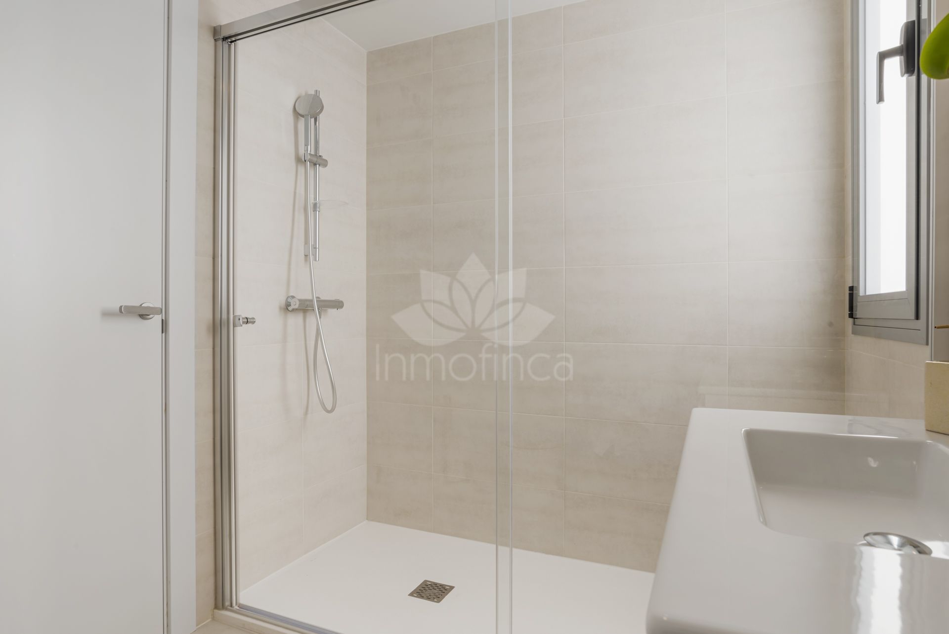 Penthouse in Vanian Green Village, Estepona