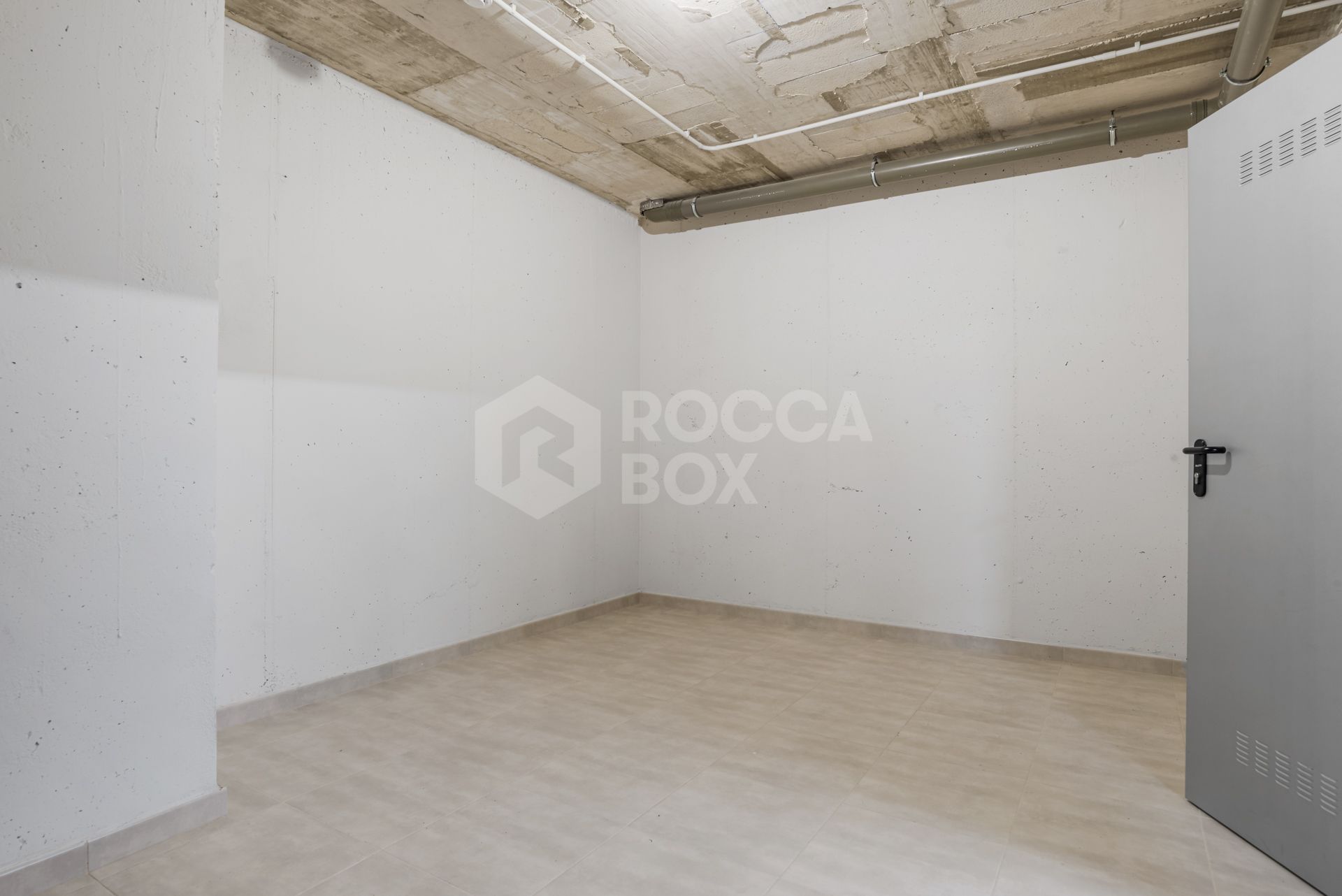 Penthouse for sale in Vanian Green Village, Estepona East