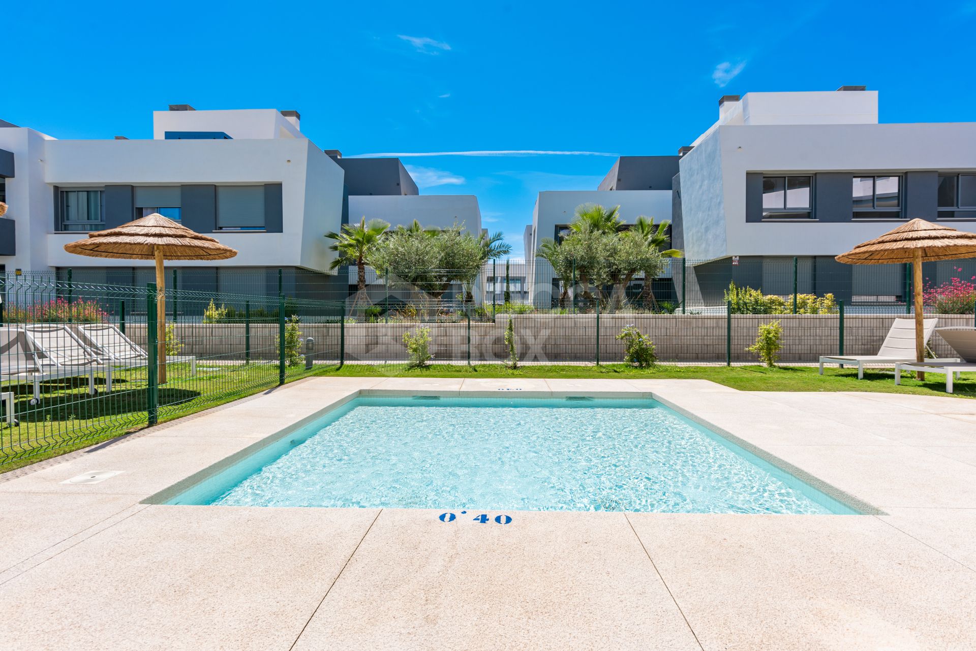 Penthouse for sale in Vanian Green Village, Estepona East