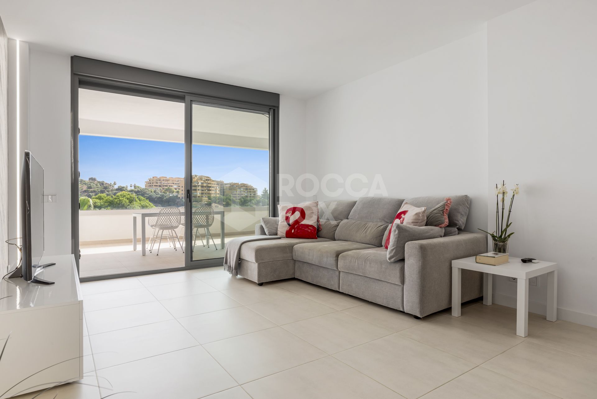 Penthouse for sale in Vanian Green Village, Estepona East