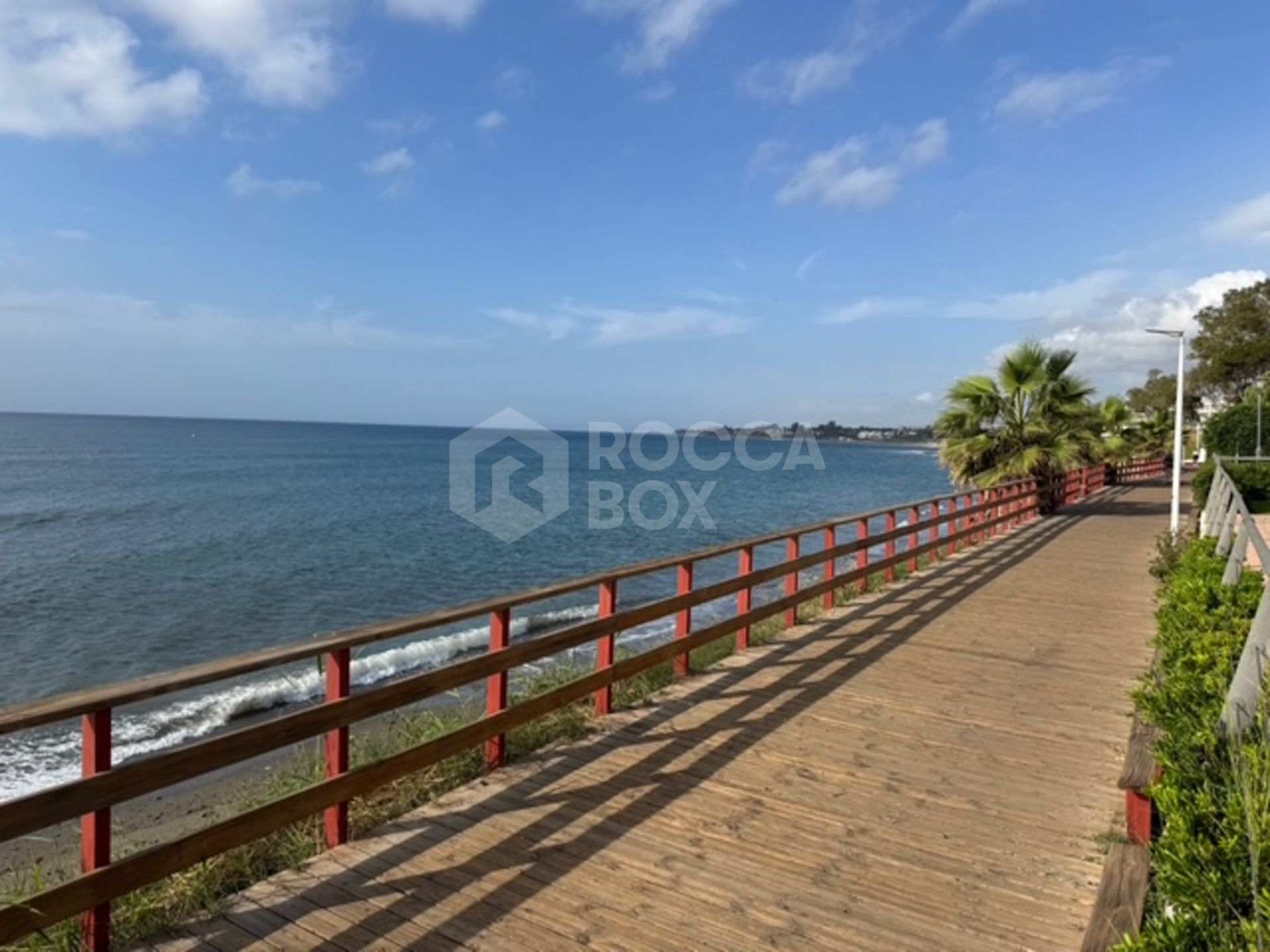 Town House for sale in El Pirata, Estepona East