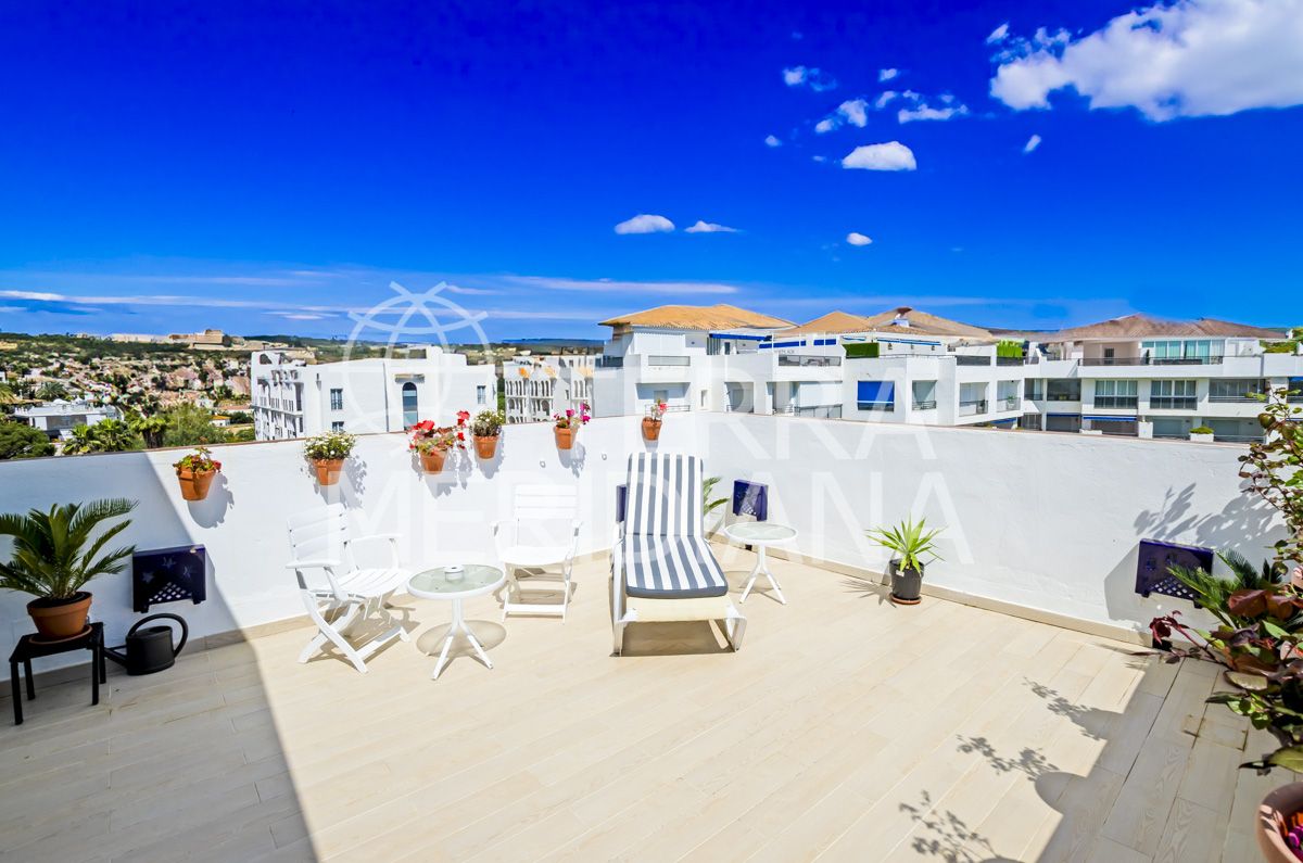 Penthouse in Jardines del Puerto, Marbella