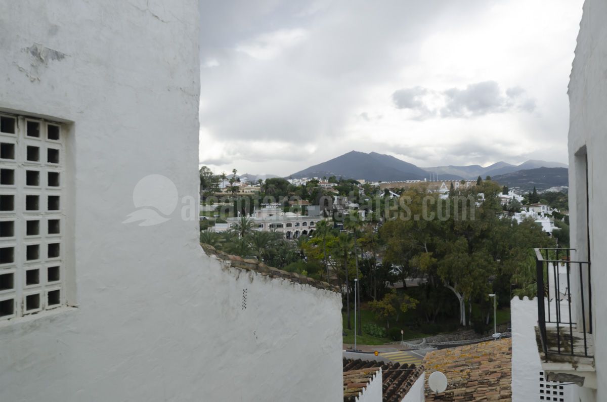 Penthouse in Jardines del Puerto, Marbella