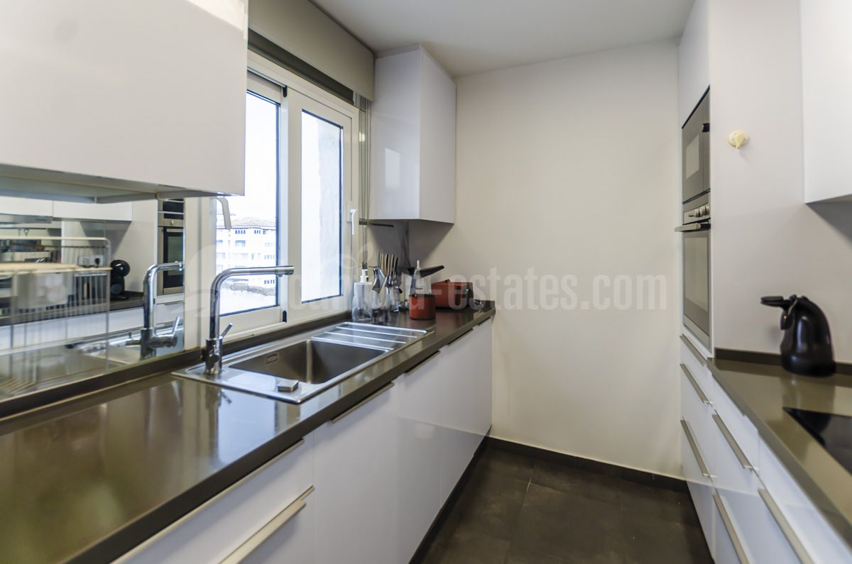 Penthouse in Jardines del Puerto, Marbella