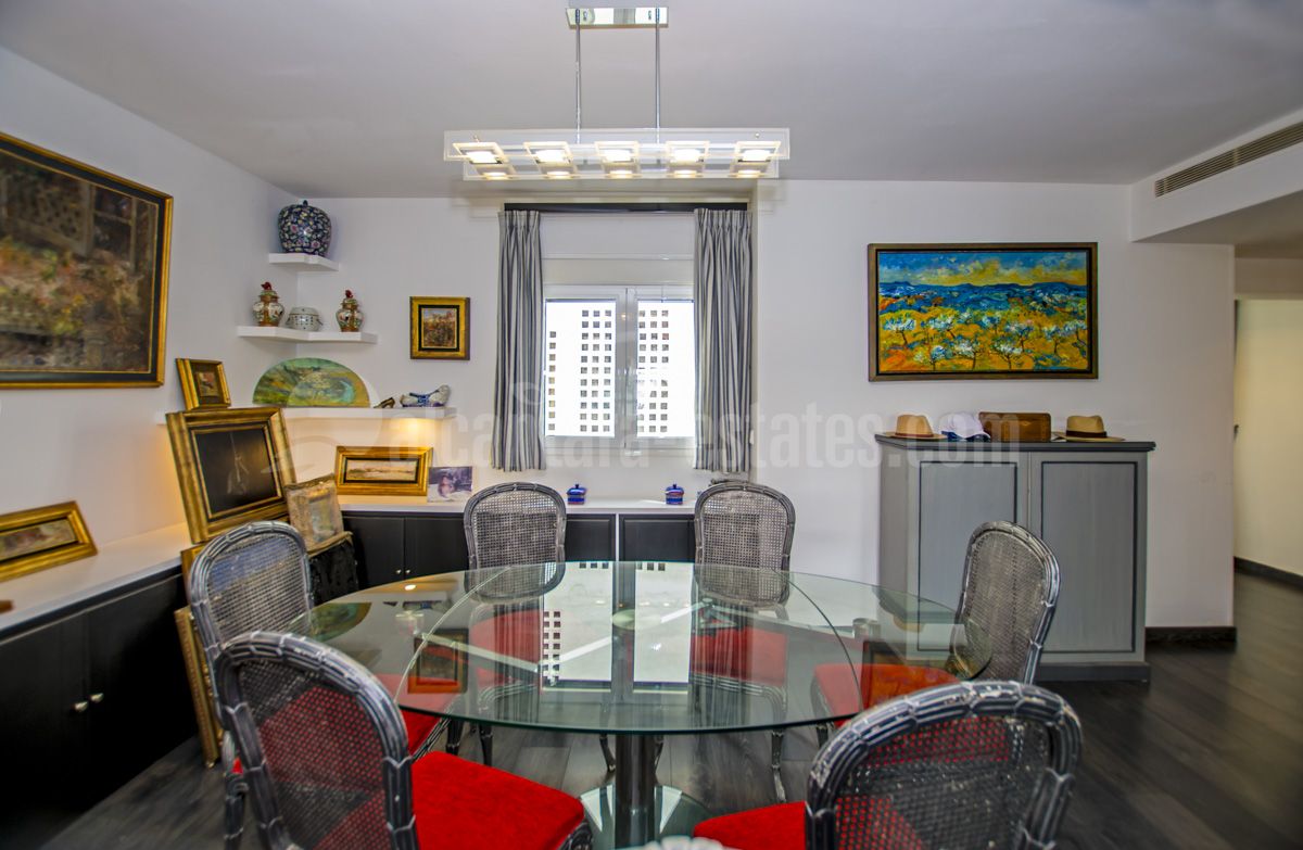 Penthouse in Jardines del Puerto, Marbella