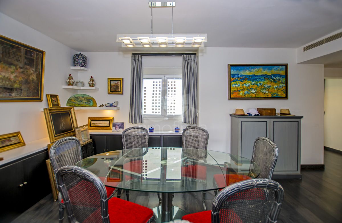 Penthouse in Jardines del Puerto, Marbella