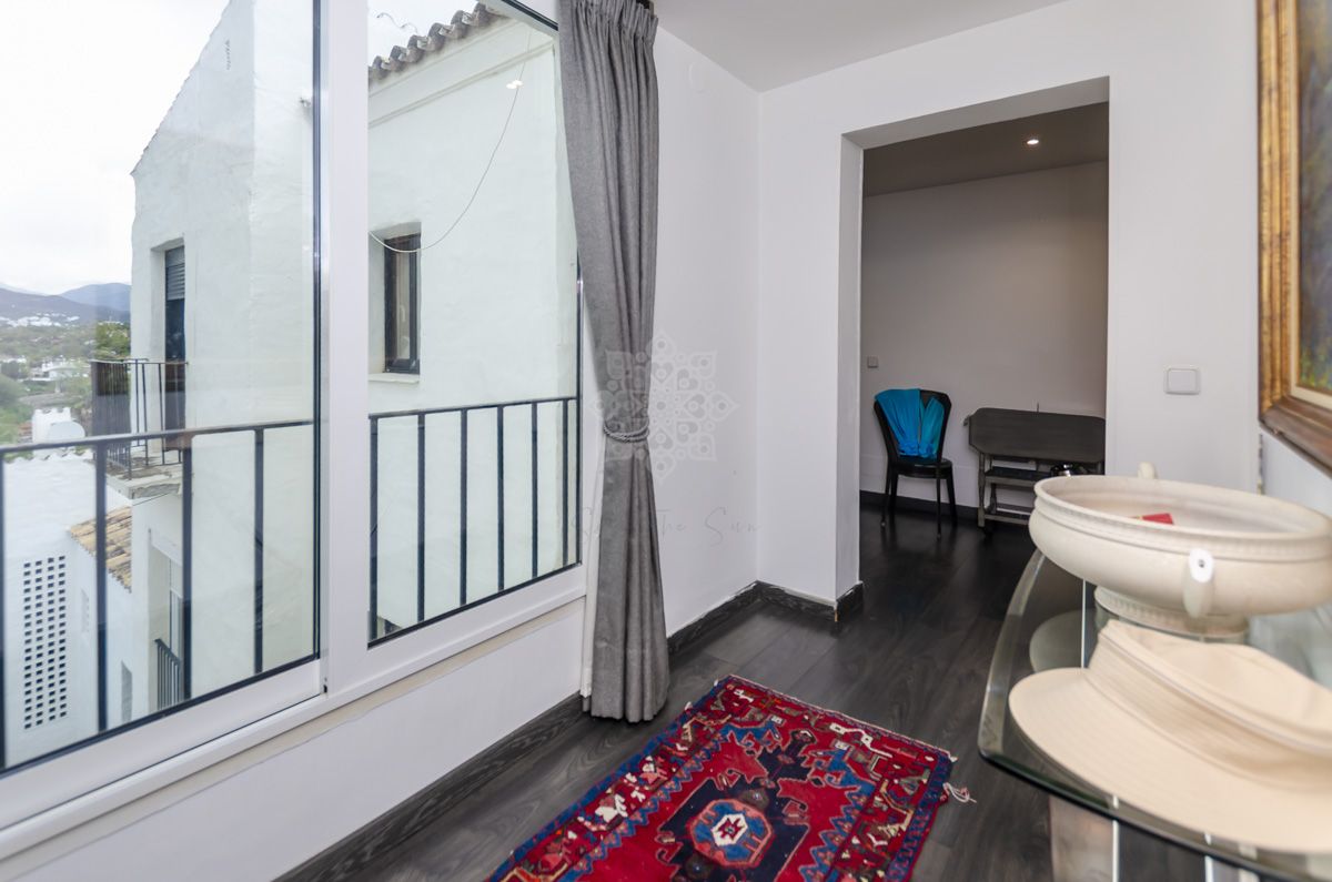 Penthouse in Jardines del Puerto, Marbella