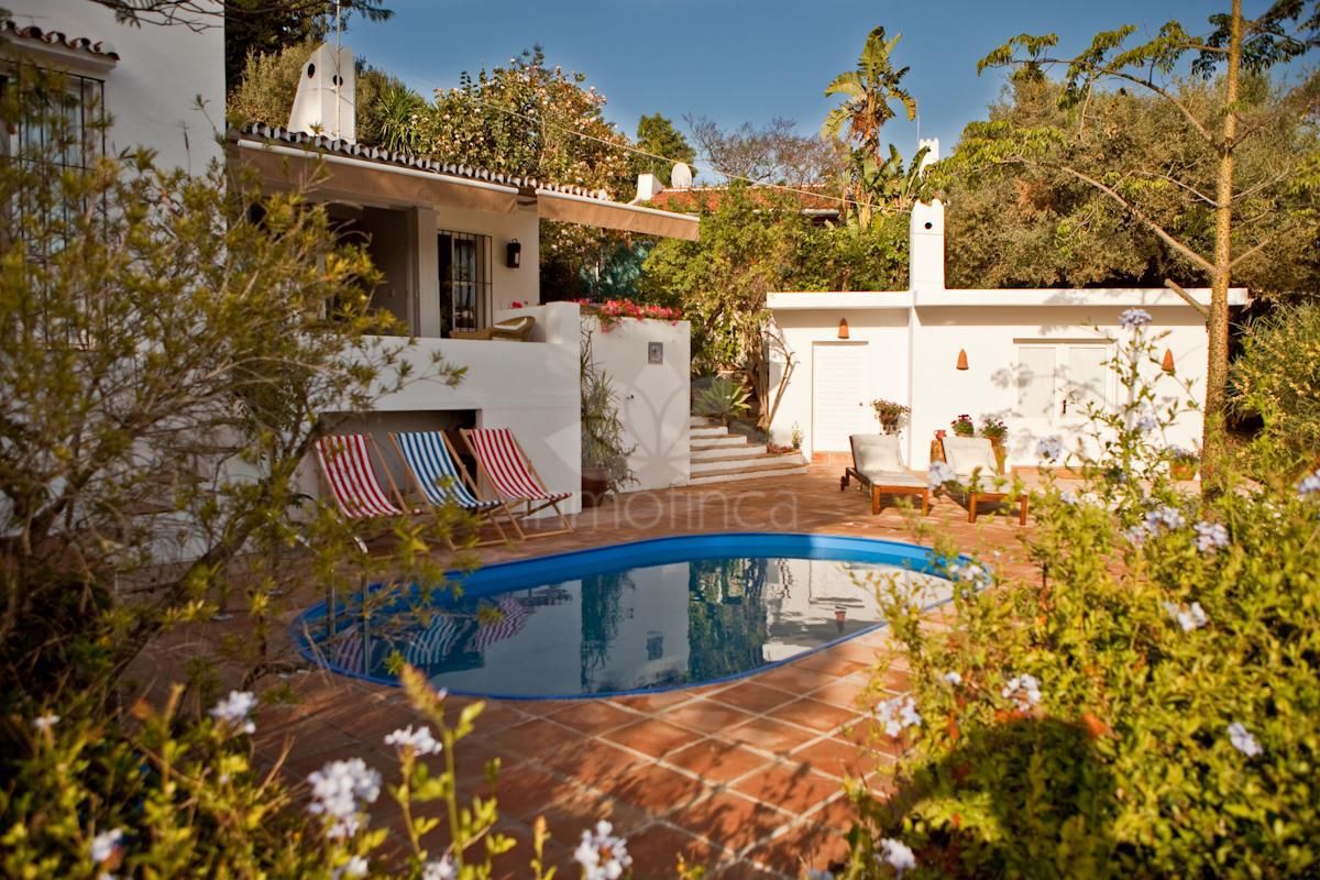 Villa in La Resina Golf, Estepona