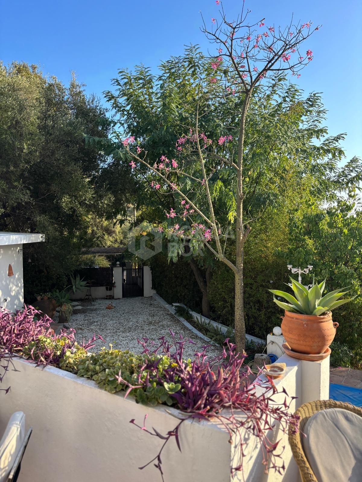 Villa for sale in La Resina Golf, Estepona East