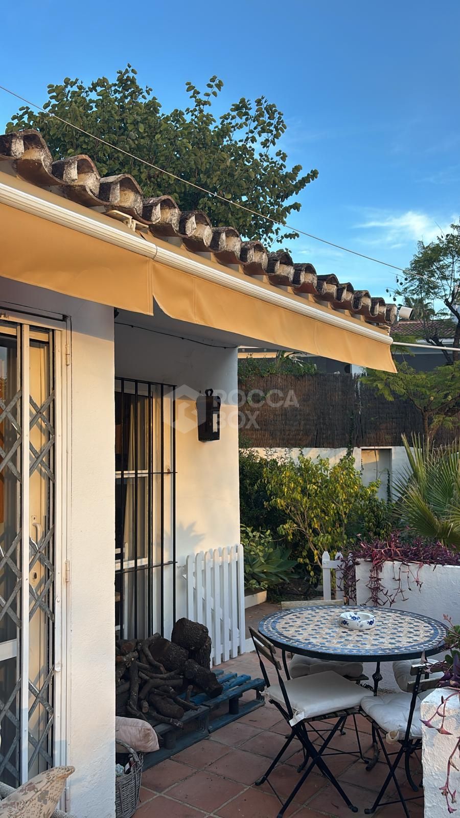 Villa for sale in La Resina Golf, Estepona East