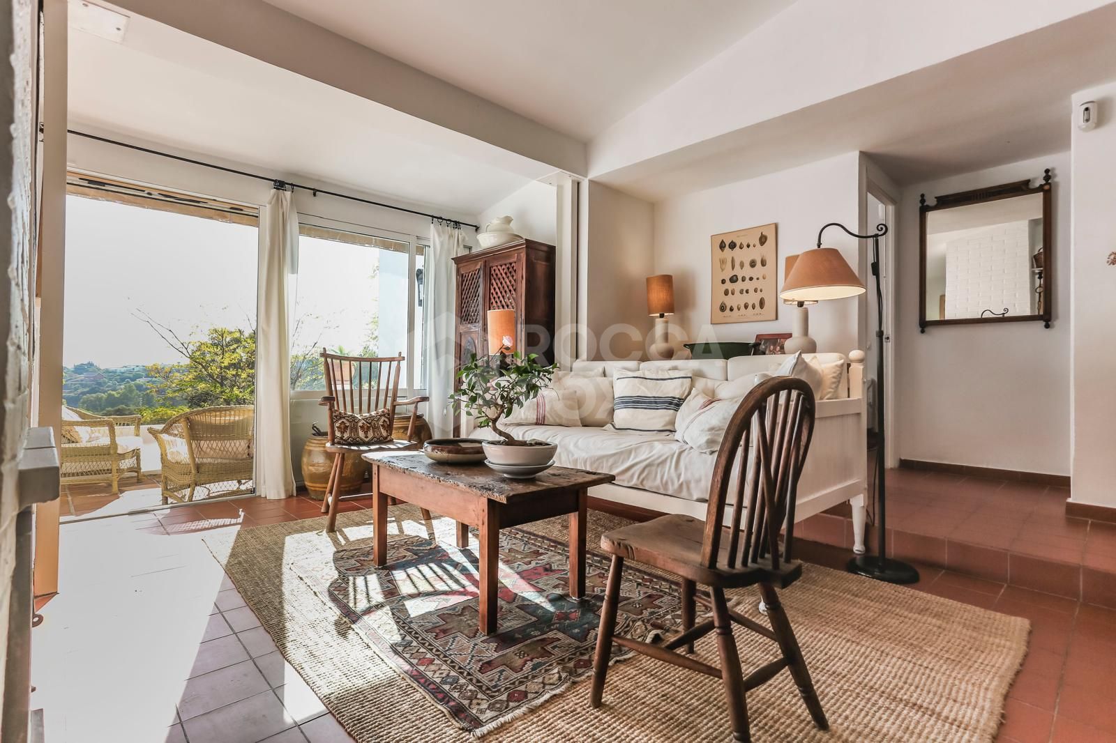 Villa for sale in La Resina Golf, Estepona East