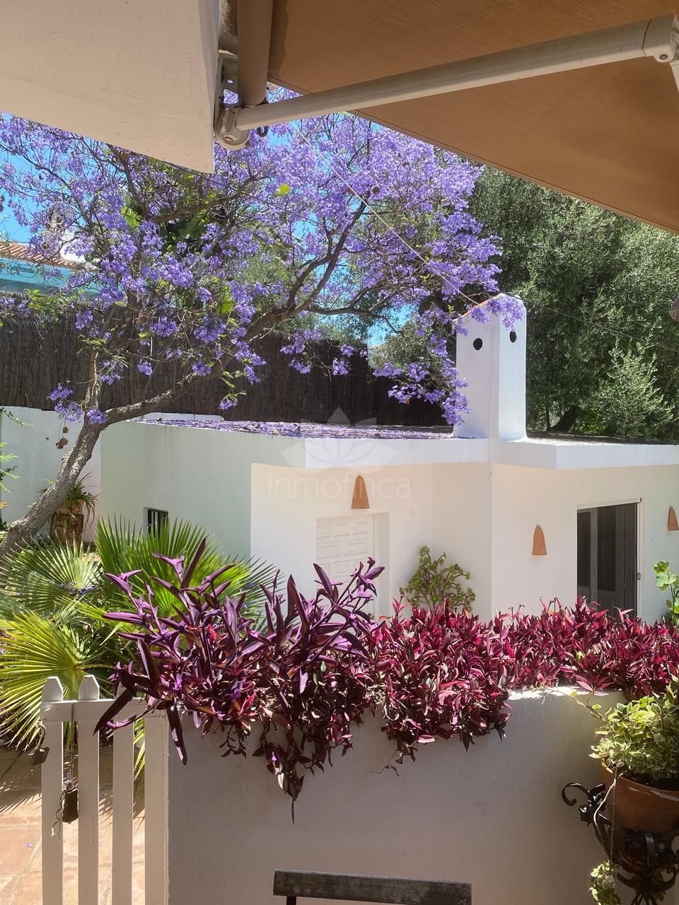 Villa in La Resina Golf, Estepona