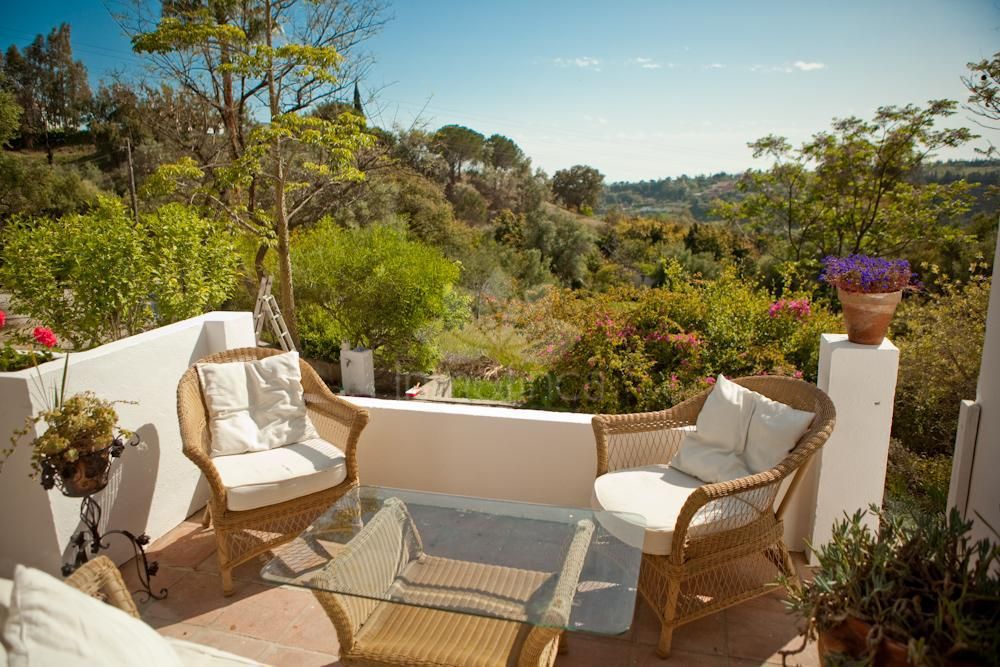 Villa in La Resina Golf, Estepona