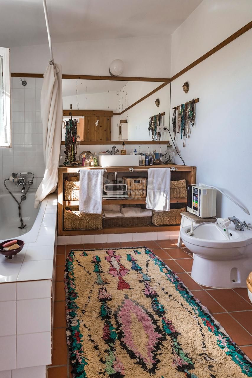 Villa for sale in La Resina Golf, Estepona East