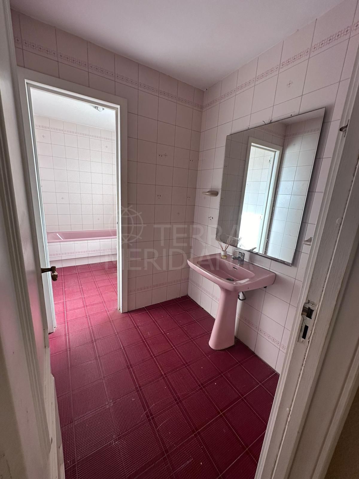 Apartment in Paraiso Medio, Estepona