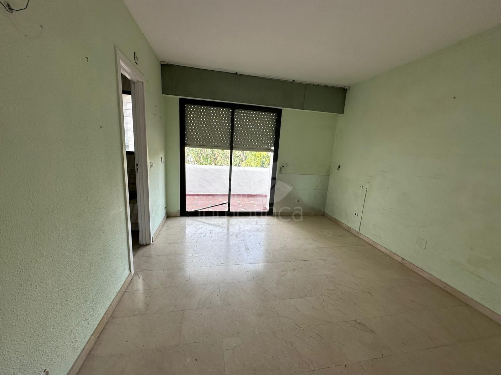 Apartment in Paraiso Medio, Estepona