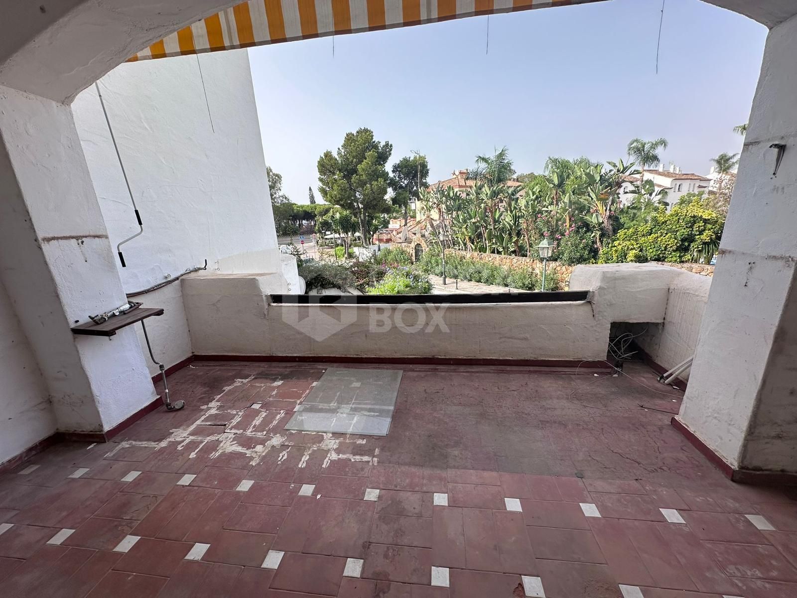 Apartment for sale in Paraiso Medio, Estepona East