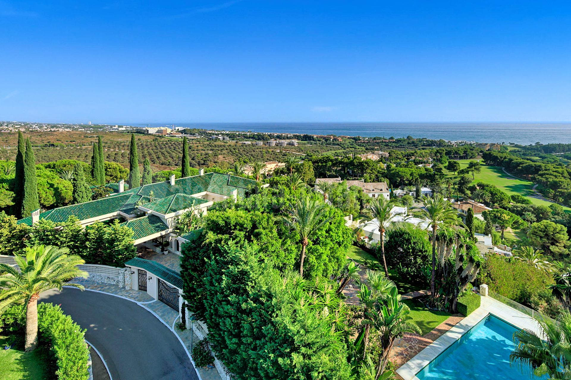 Villa in Rio Real Golf, Marbella