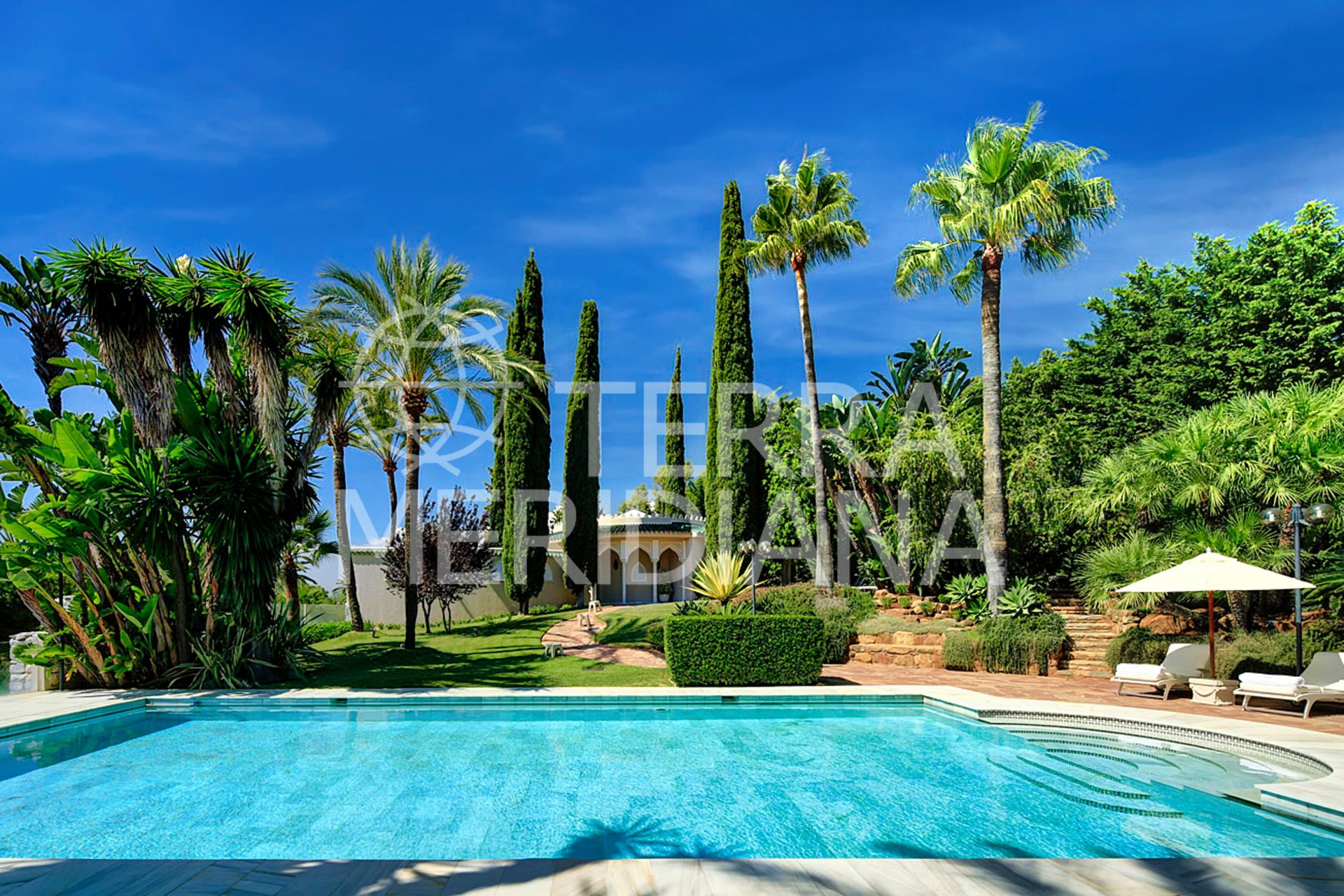 Villa in Rio Real Golf, Marbella