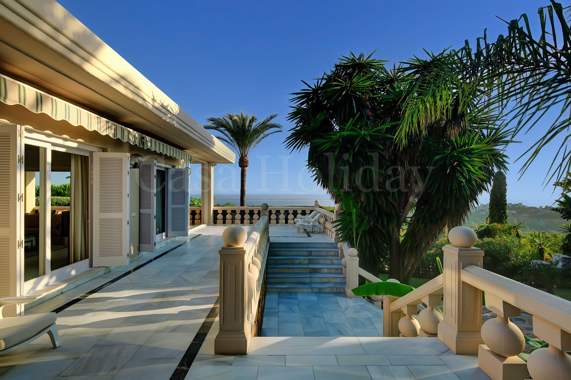 Villa en Rio Real Golf, Marbella