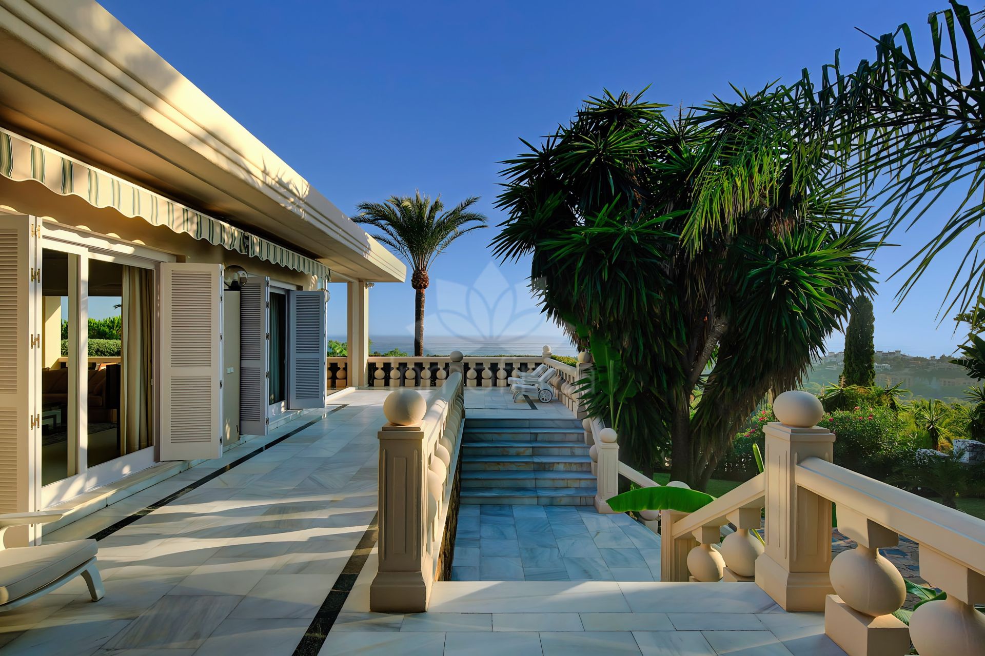 Villa en Rio Real Golf, Marbella